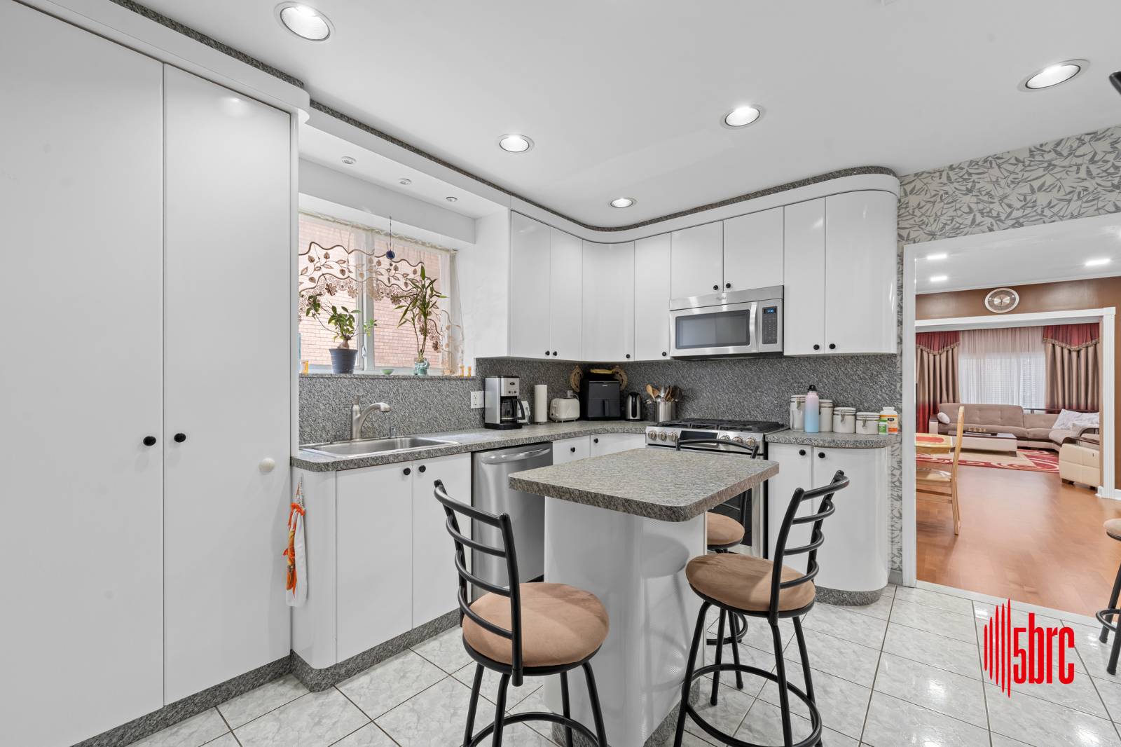 #10 photo, 15 Van Sicklen Street, Gravesend , NY 11223