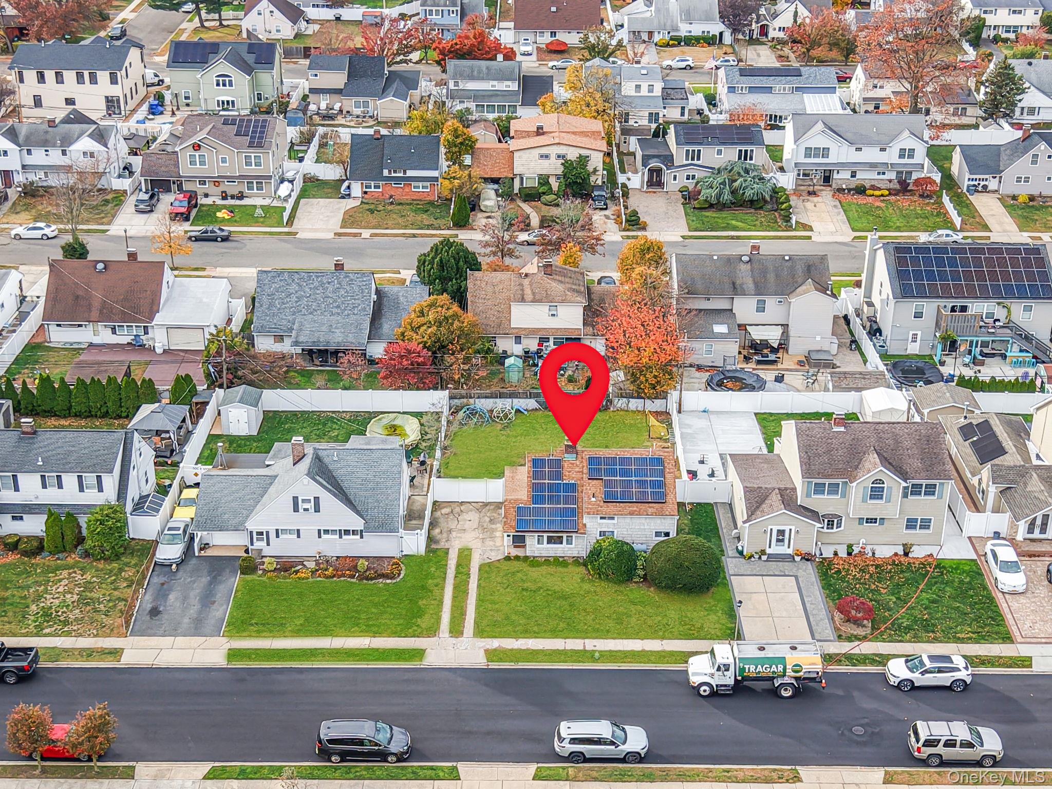 #3 photo, 18 Chickadee Lane, Levittown , NY 11756