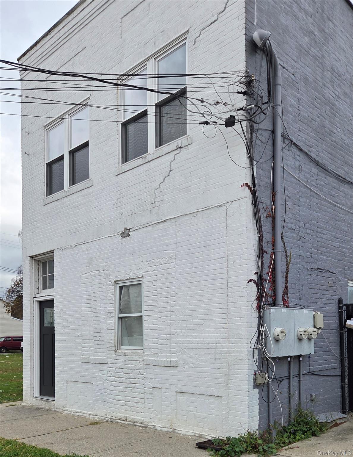 #2 photo, 28 James L L Burrell Avenue, Hempstead , NY 11550