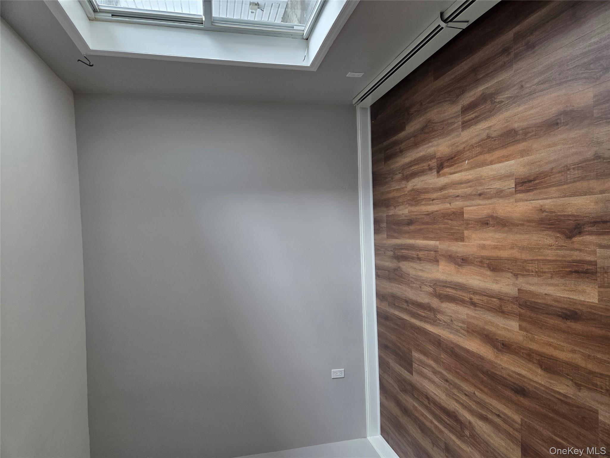 #5 photo, 28 James L L Burrell Avenue, Hempstead , NY 11550