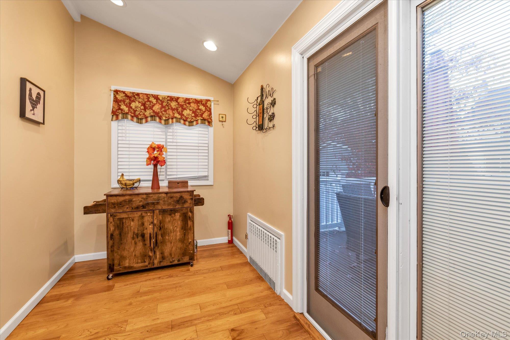 #10 photo, 29 Orleans Road, Valley Stream , NY 11581