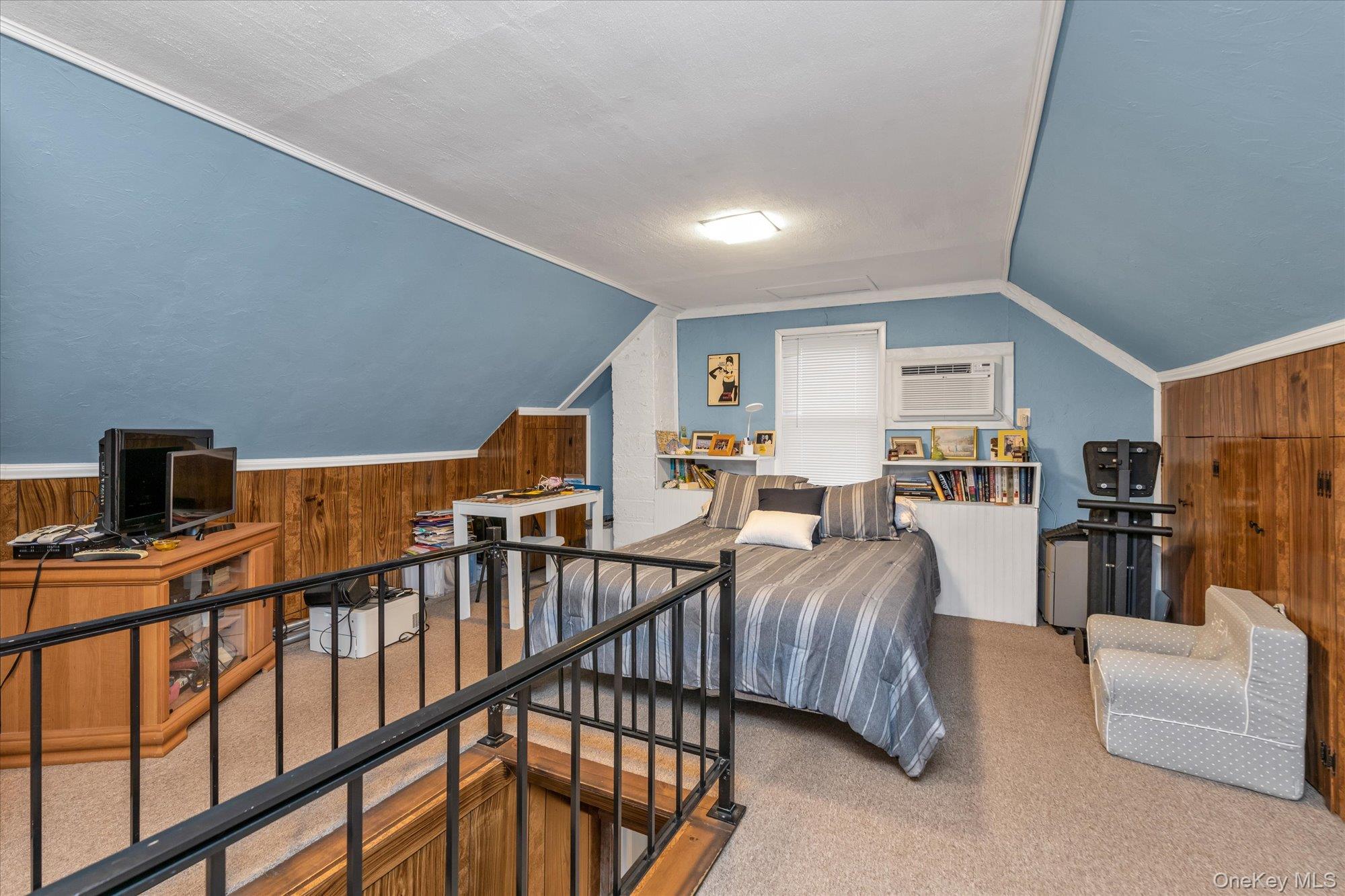 #15 photo, 29 Orleans Road, Valley Stream , NY 11581