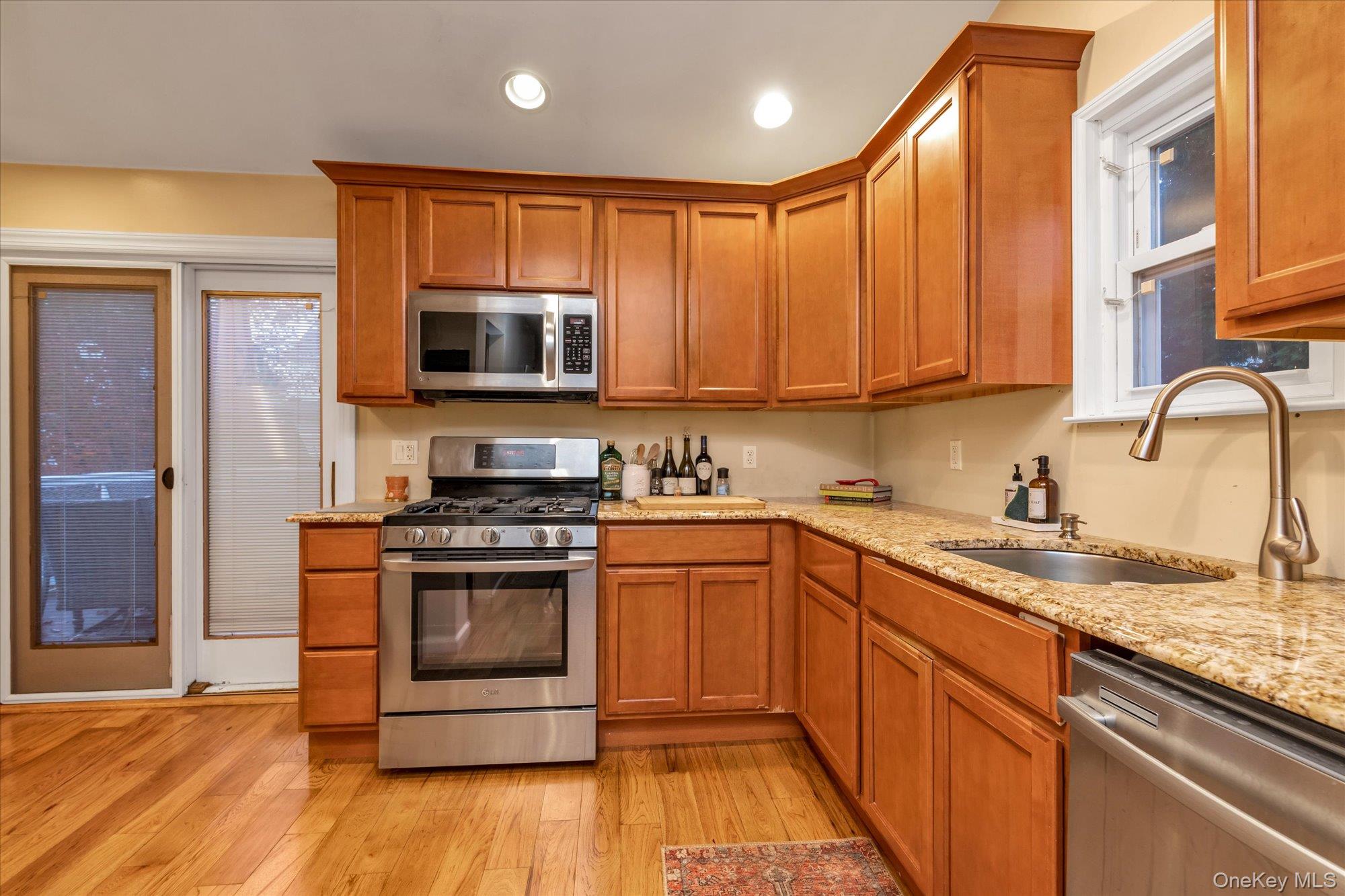 #9 photo, 29 Orleans Road, Valley Stream , NY 11581