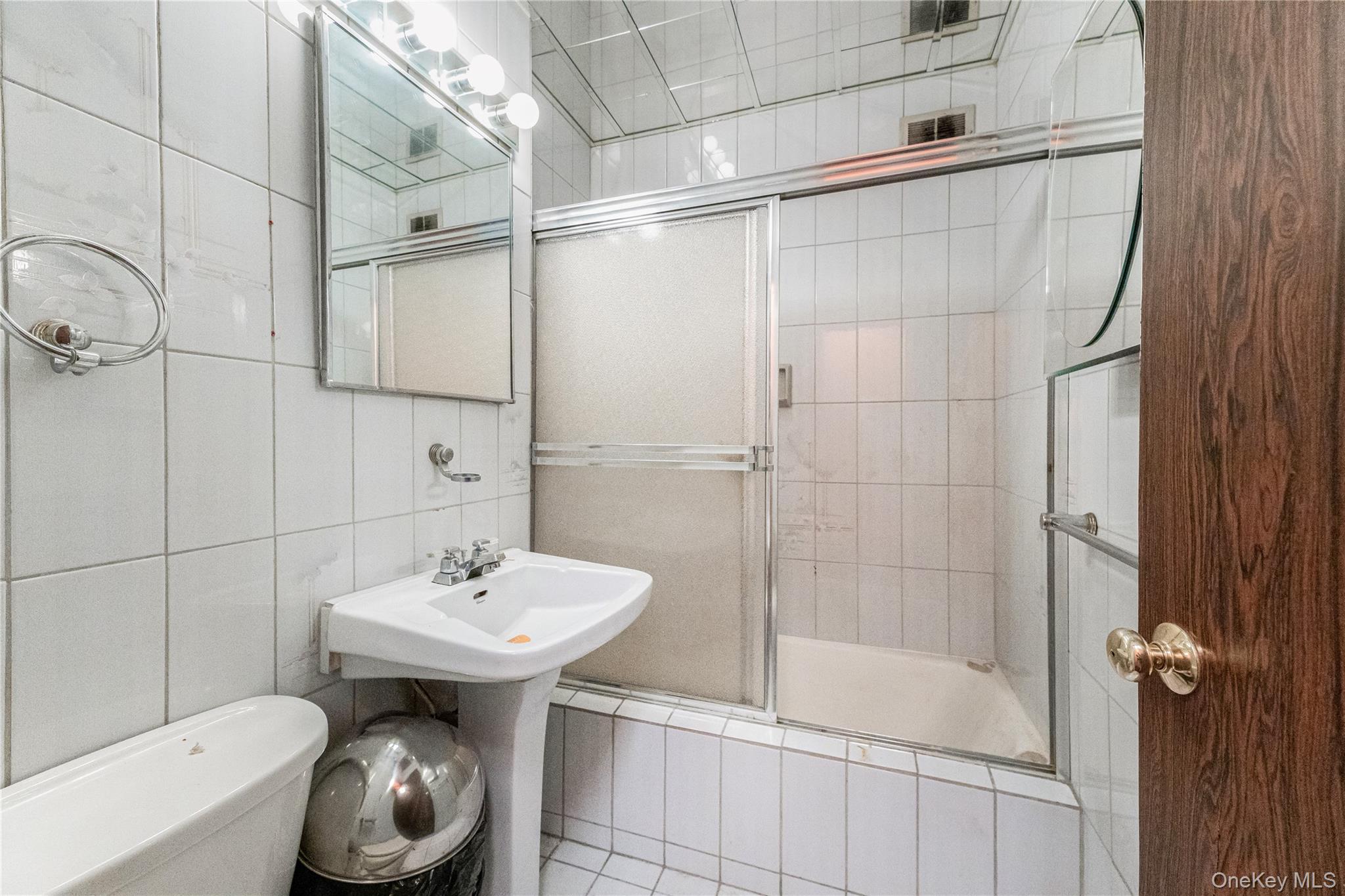 #16 photo, 77 W 55th Street, New York (Manhattan) , NY 10019