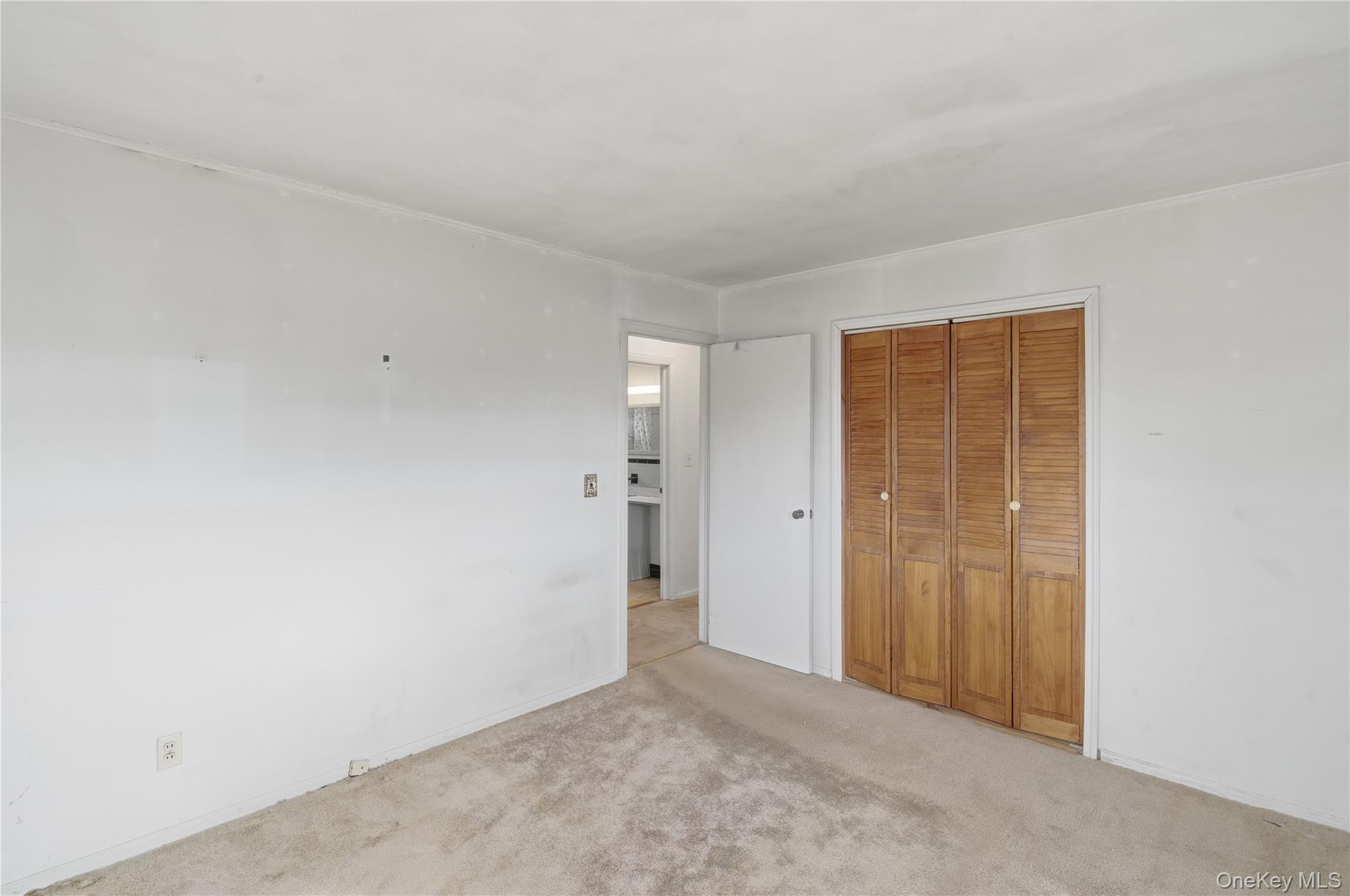 #19 photo, 207 N Nassau Avenue, Massapequa , NY 11758