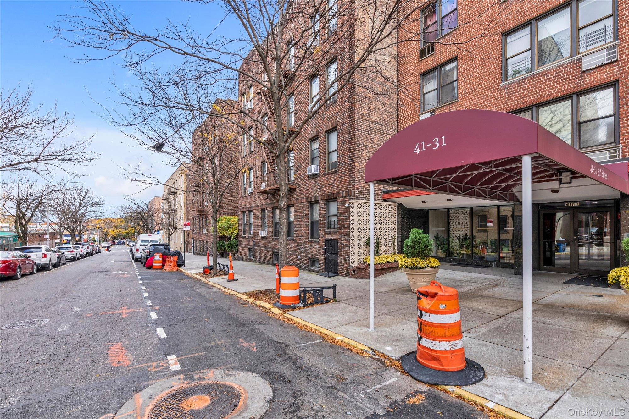 #13 photo, 41-31 51, Woodside , NY 11377