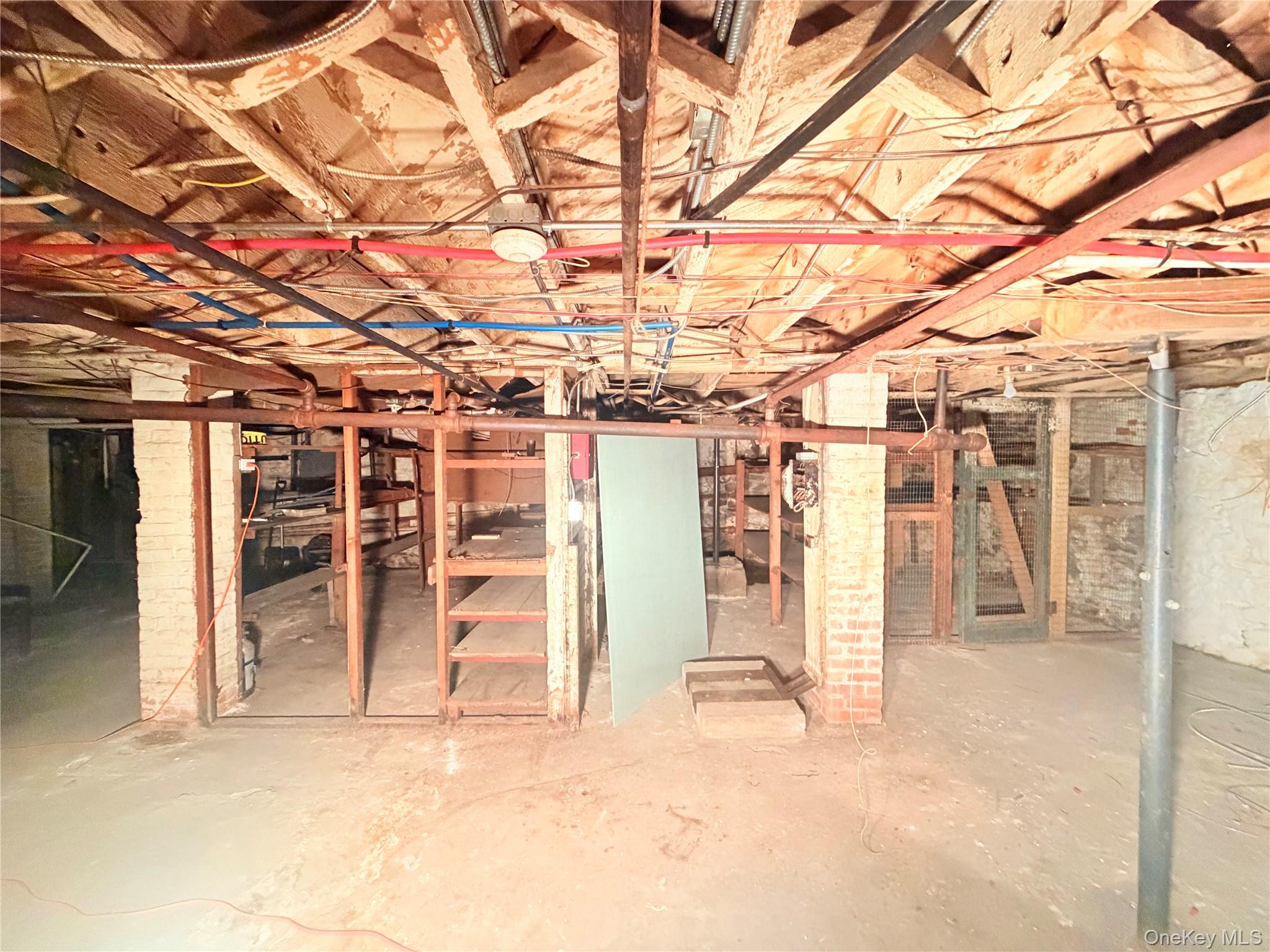 #8 photo, 33 Center Street, Middletown , NY 10940