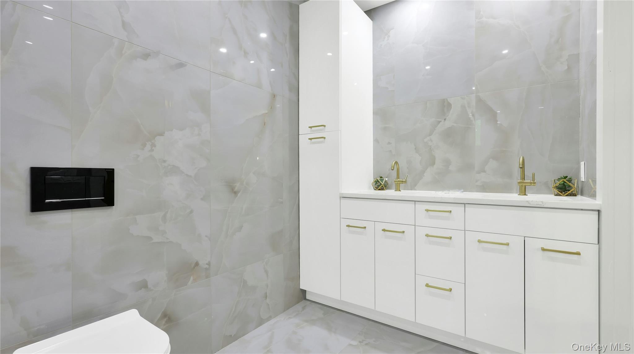 #20 photo, 6322 State Route 42, Woodbourne , NY 12788