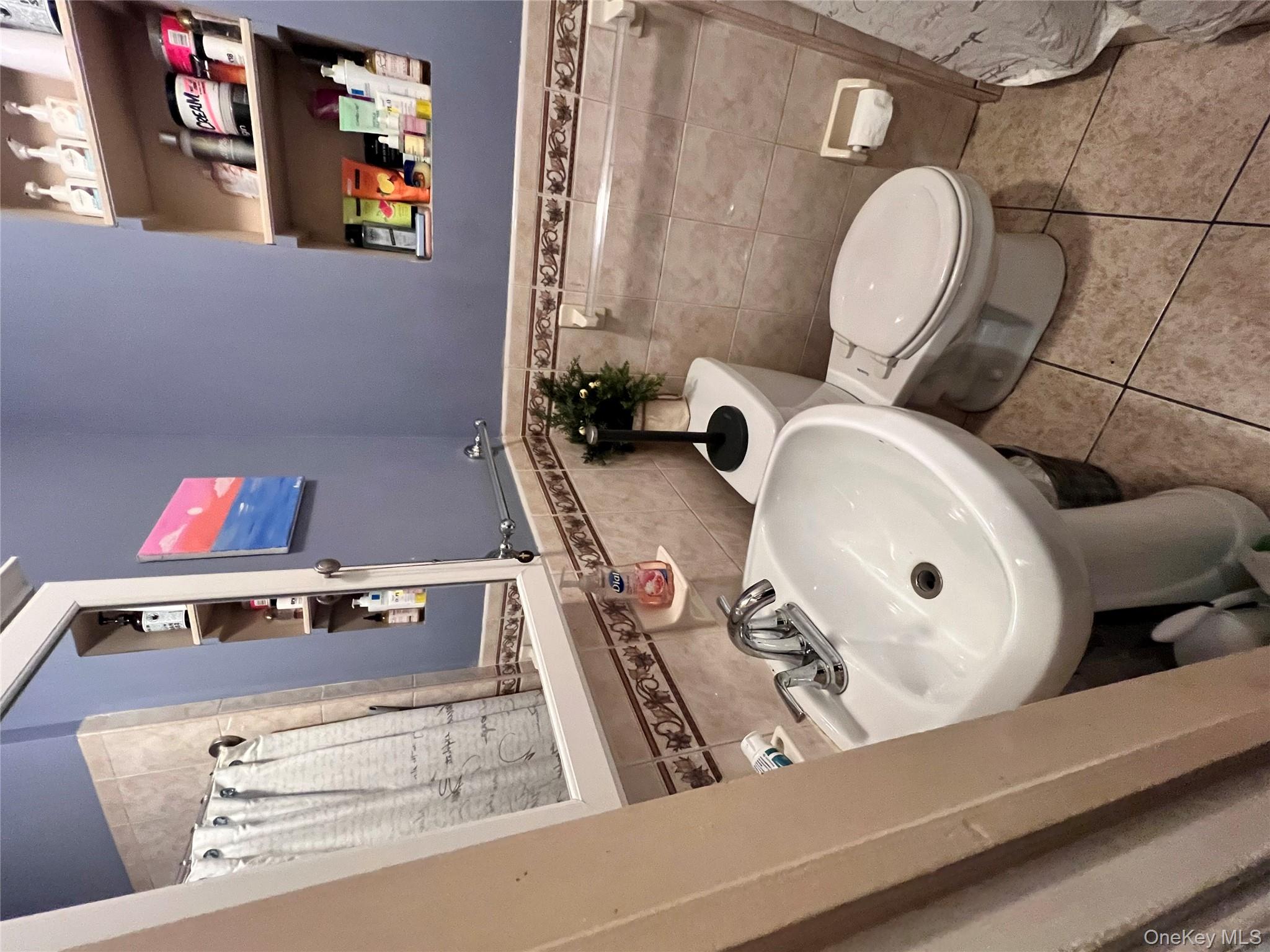 #16 photo, 4163 Wickham Avenue, Bronx , NY 10466