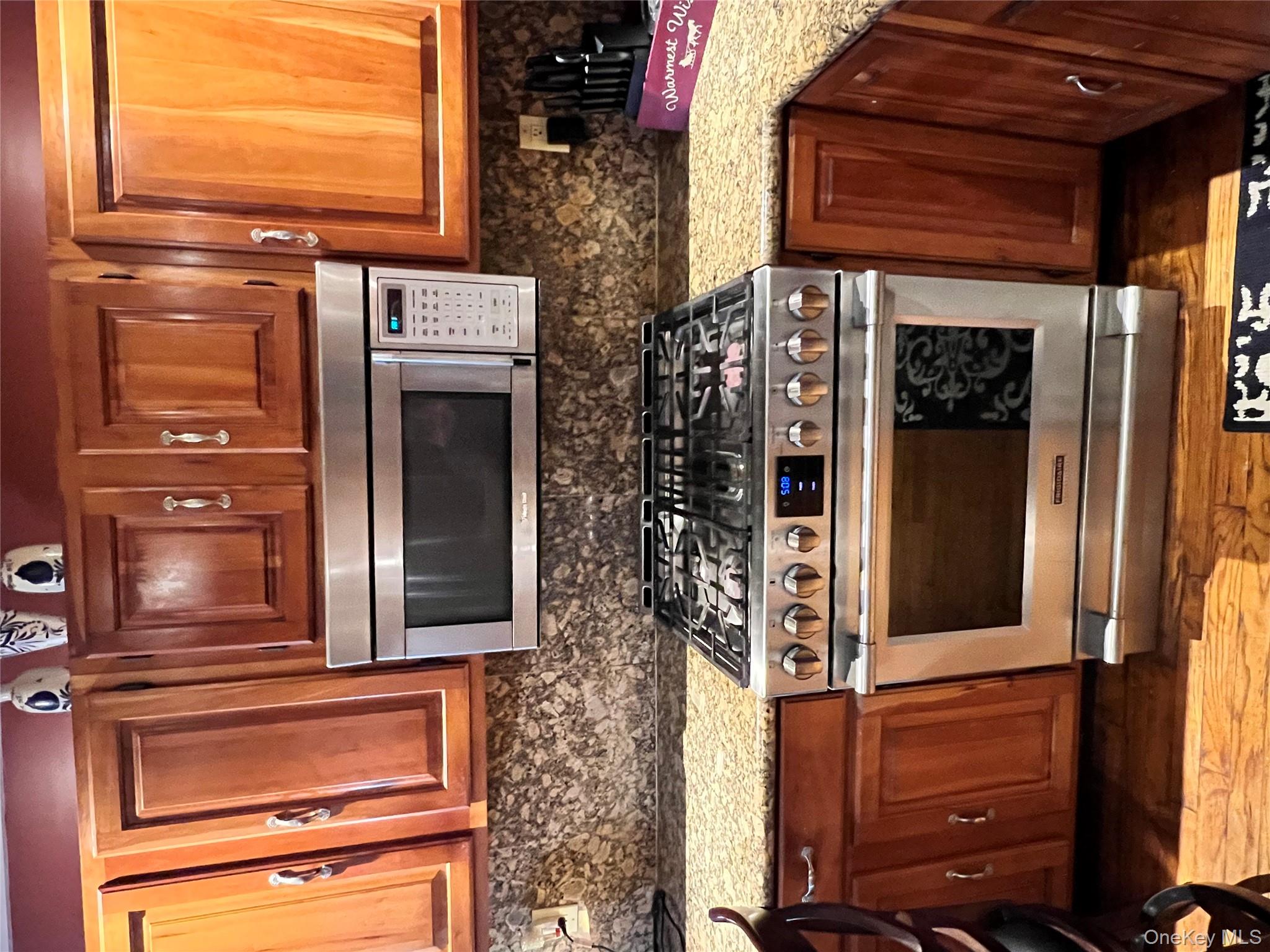 #18 photo, 4163 Wickham Avenue, Bronx , NY 10466