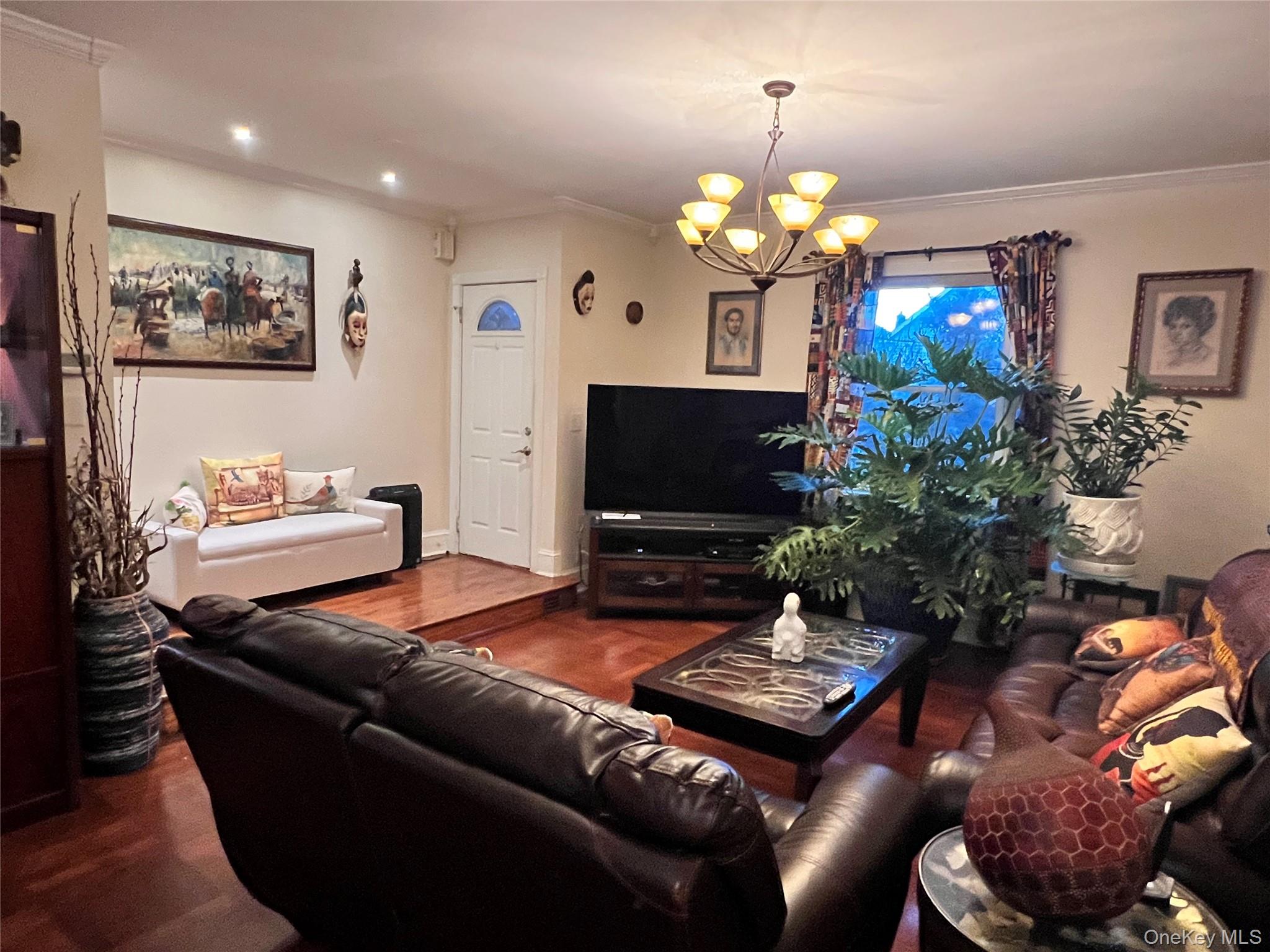 #7 photo, 4163 Wickham Avenue, Bronx , NY 10466