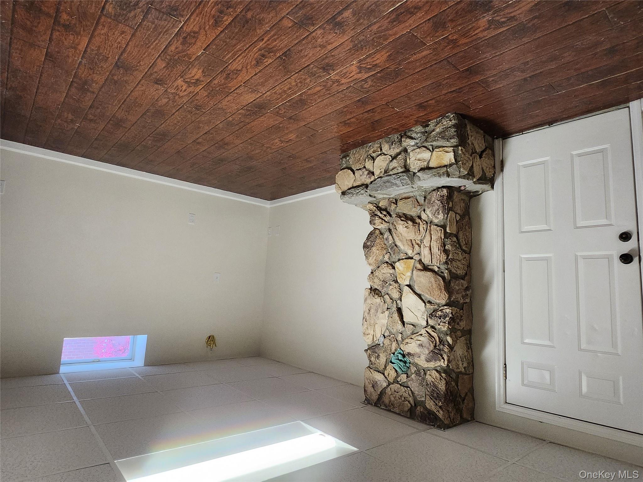 #16 photo, 34 Wilmar Terrace, Poughkeepsie , NY 12601