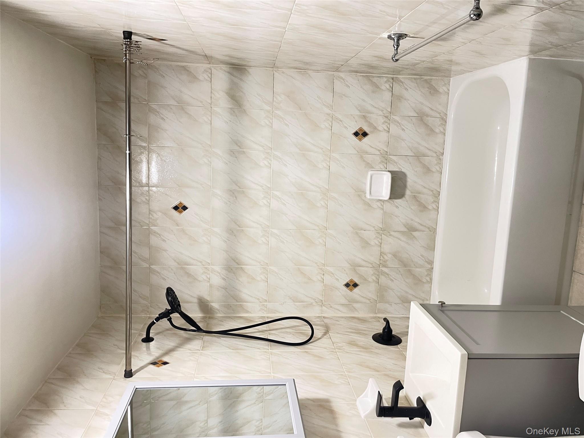 #7 photo, 767 Forest Avenue, Bronx , NY 10456