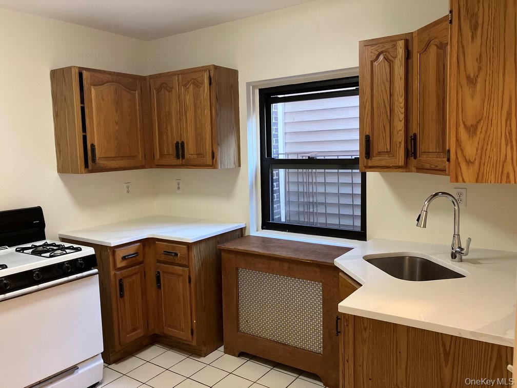 #6 photo, 240 Halstead Avenue, Harrison , NY 10528