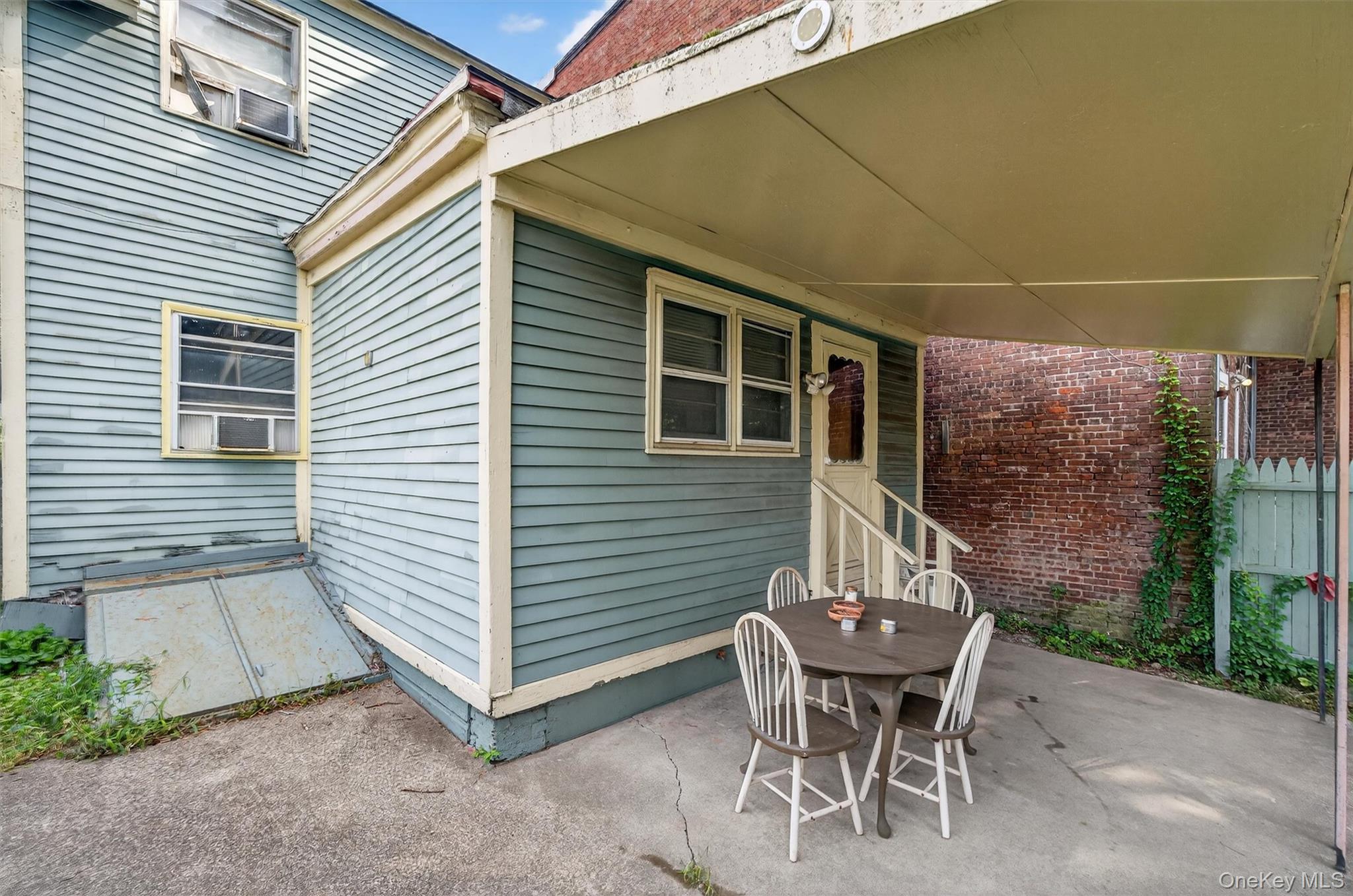 #13 photo, 105 Carson Avenue, Newburgh , NY 12550