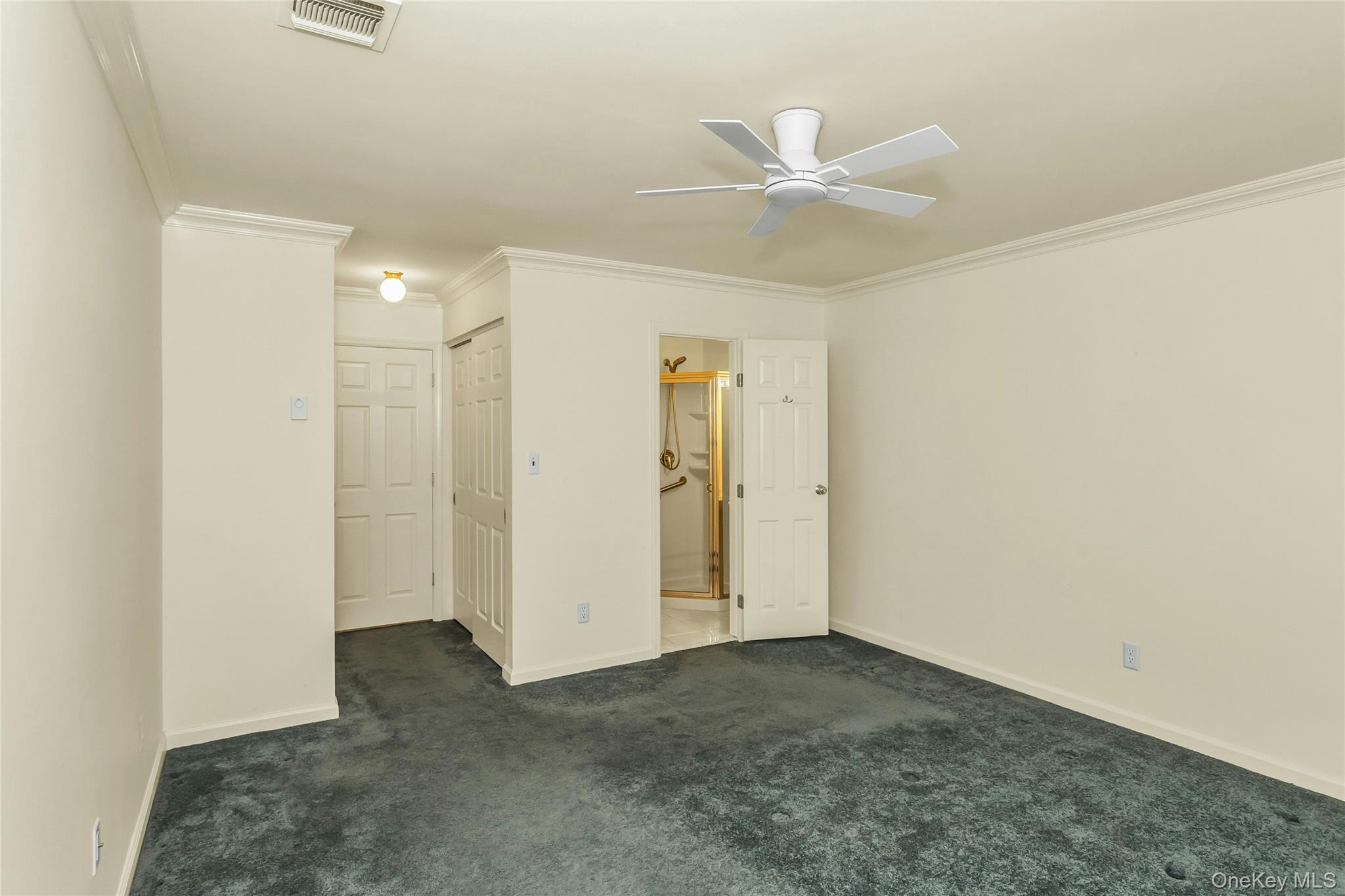 #14 photo, 55 Harbor North, Amityville , NY 11701