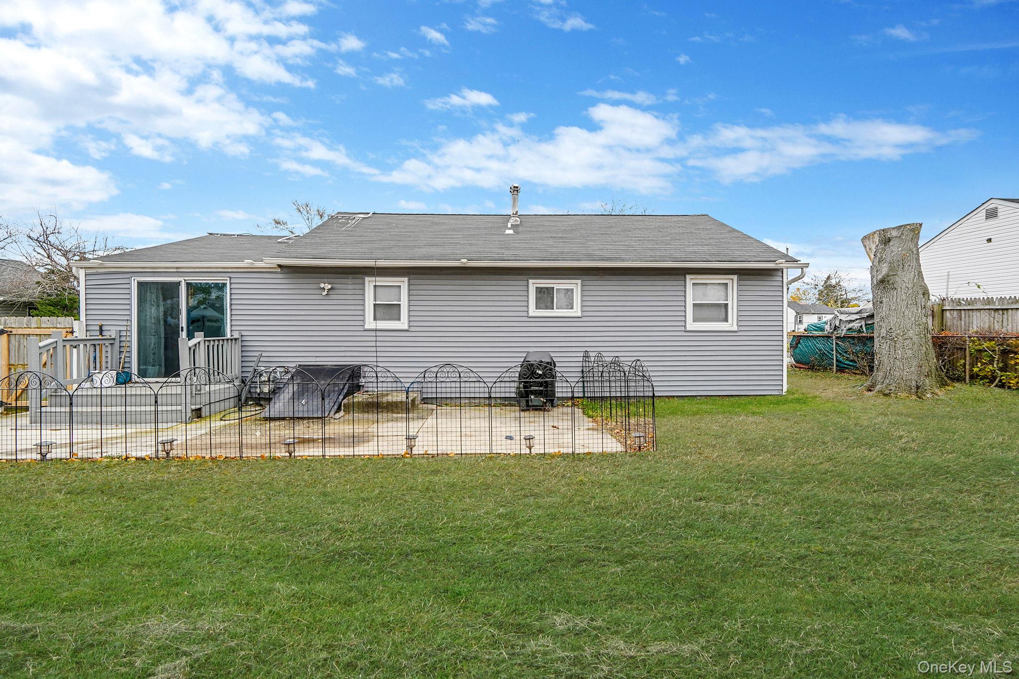 #5 photo, 13 Poplar Street, Central Islip , NY 11722