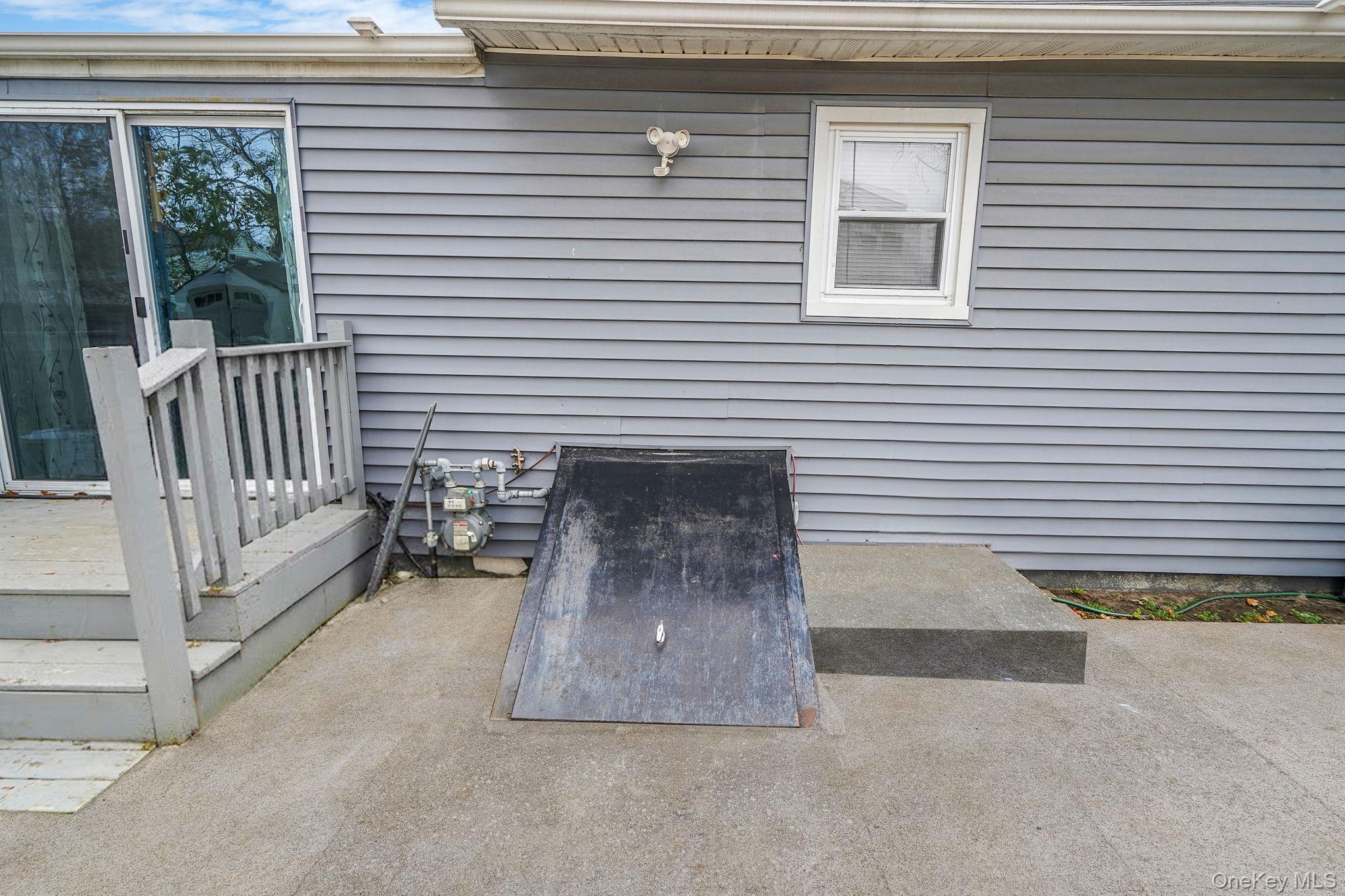 #8 photo, 13 Poplar Street, Central Islip , NY 11722