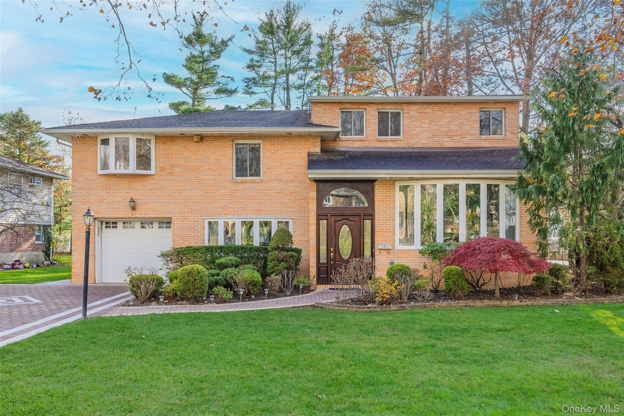 #2 photo, 38 Lake Drive, Manhasset Hills , NY 11040