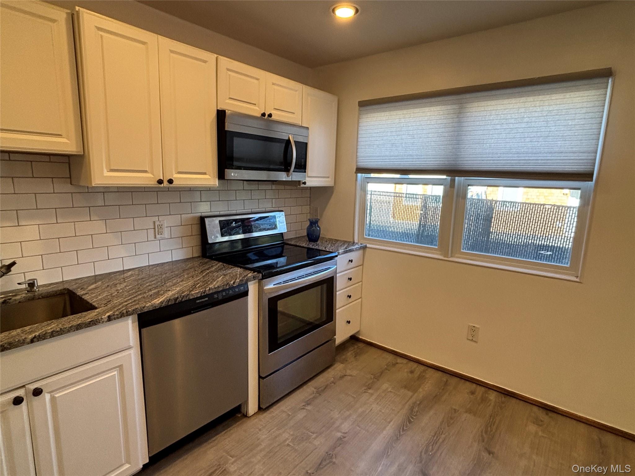 #10 photo, 40 Canoe Place Road, Hampton Bays , NY 11946