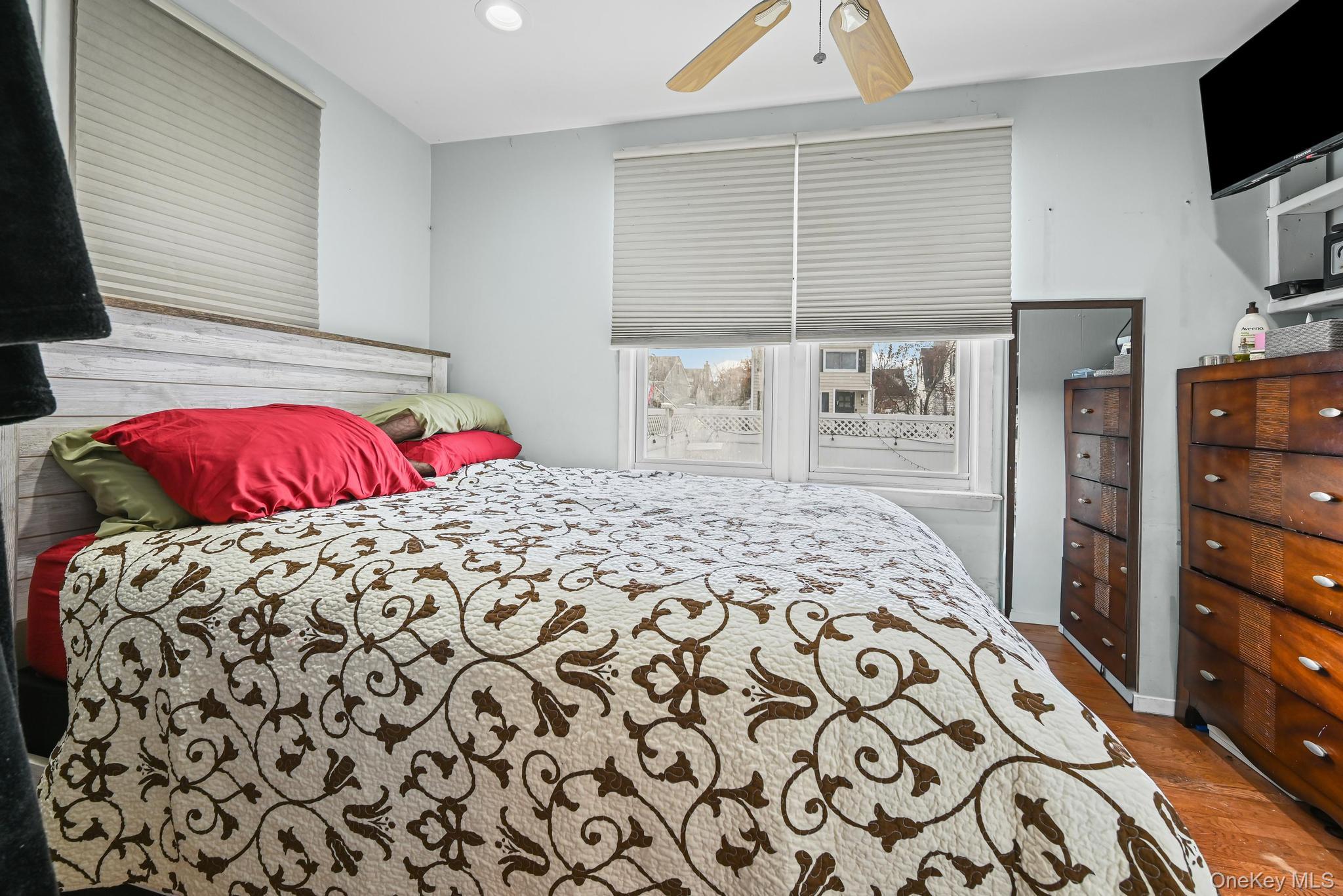 #11 photo, 60 Montauk Avenue, Merrick , NY 11566