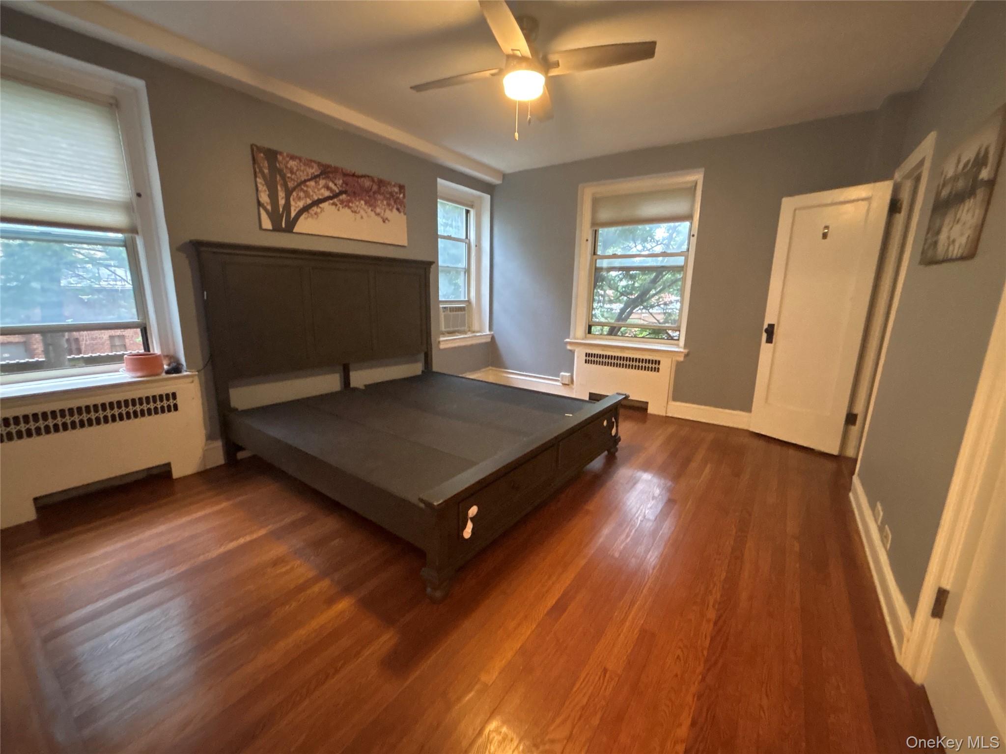 #16 photo, 8 Barstow Road, Great Neck , NY 11021