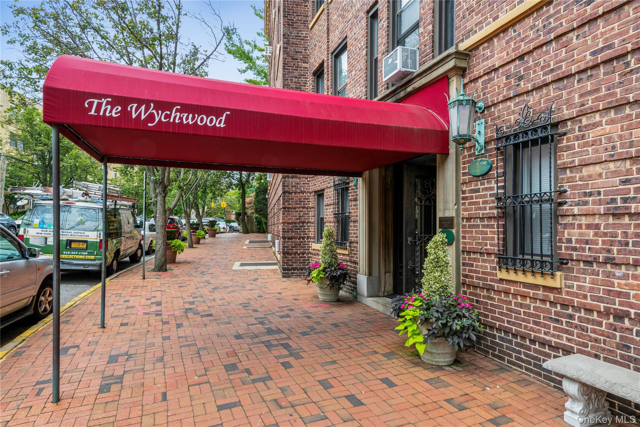 #2 photo, 8 Barstow Road, Great Neck , NY 11021