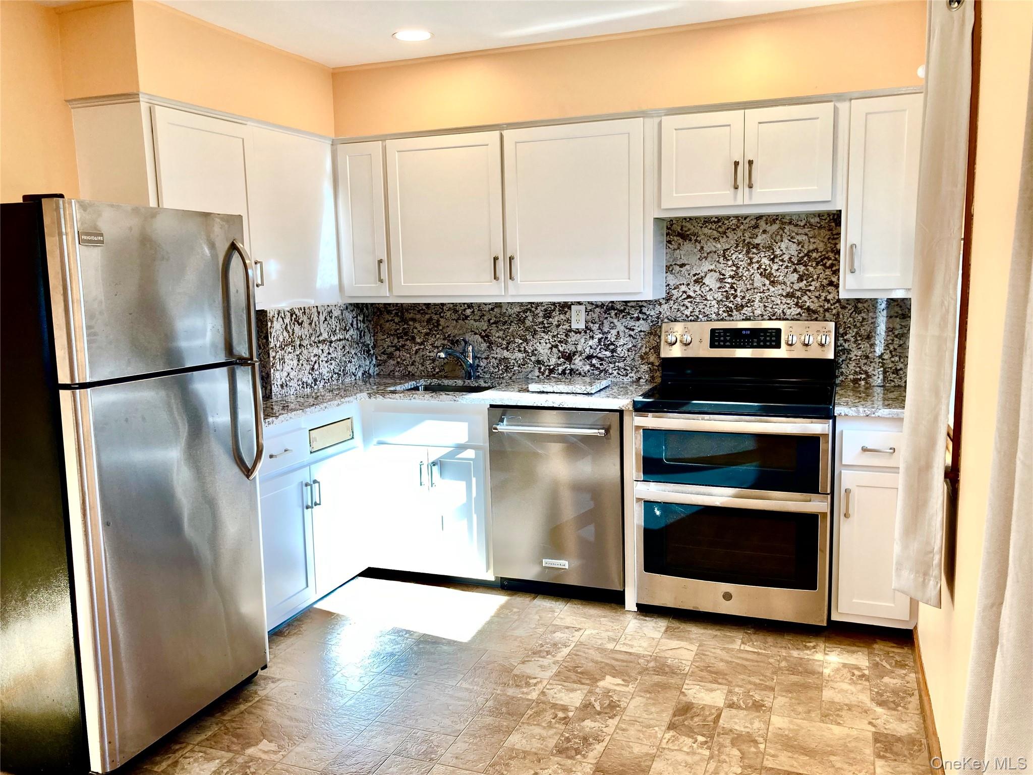 #6 photo, 12 Soundview Avenue, Oyster Bay , NY 11771