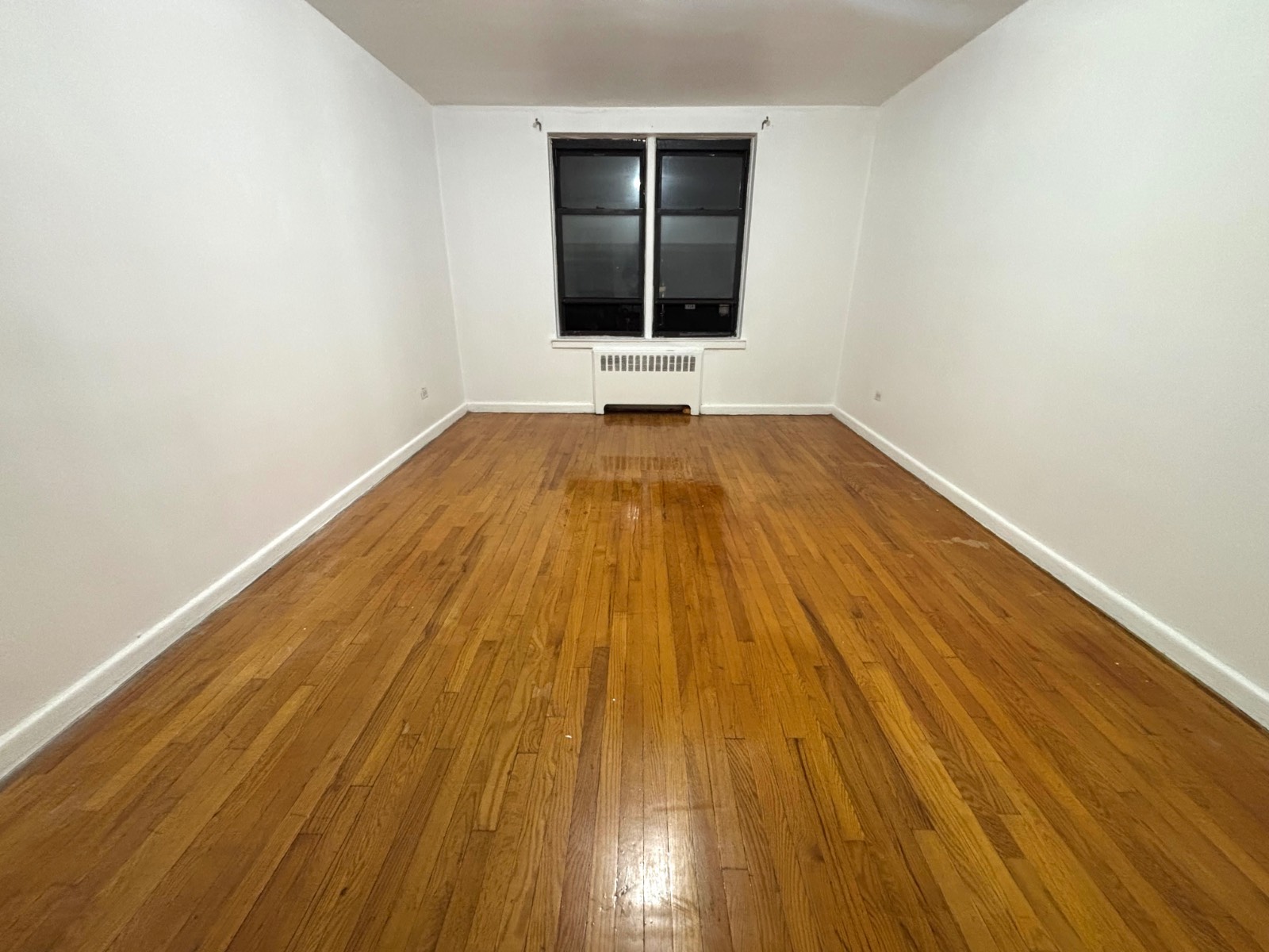 #10 photo, 147-37 Roosevelt Ave, #2C, Flushing , NY 11354