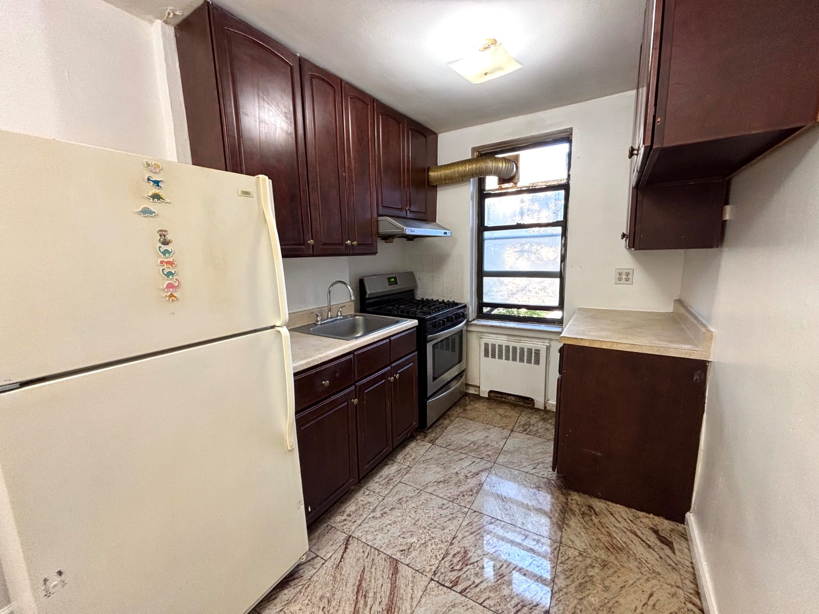 #2 photo, 147-37 Roosevelt Ave, #2C, Flushing , NY 11354