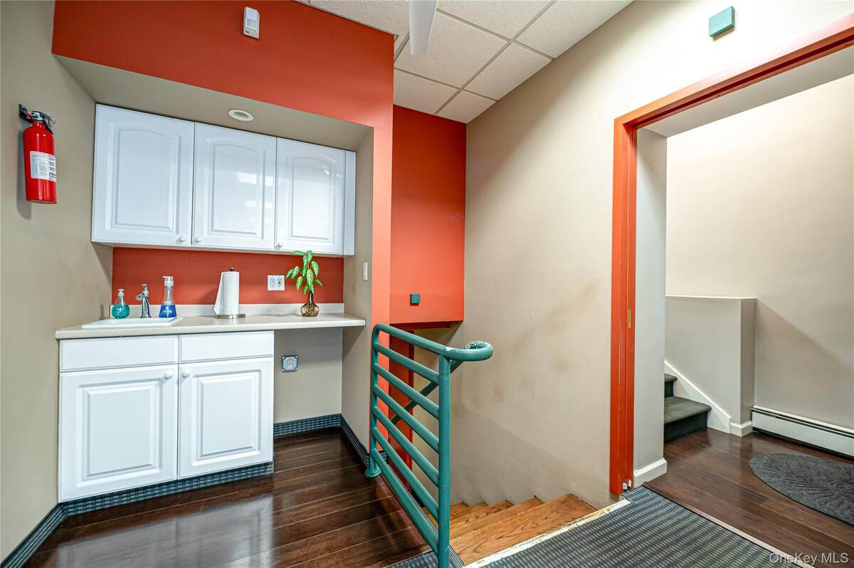 #30 photo, 159 Broadway, Amityville , NY 11701