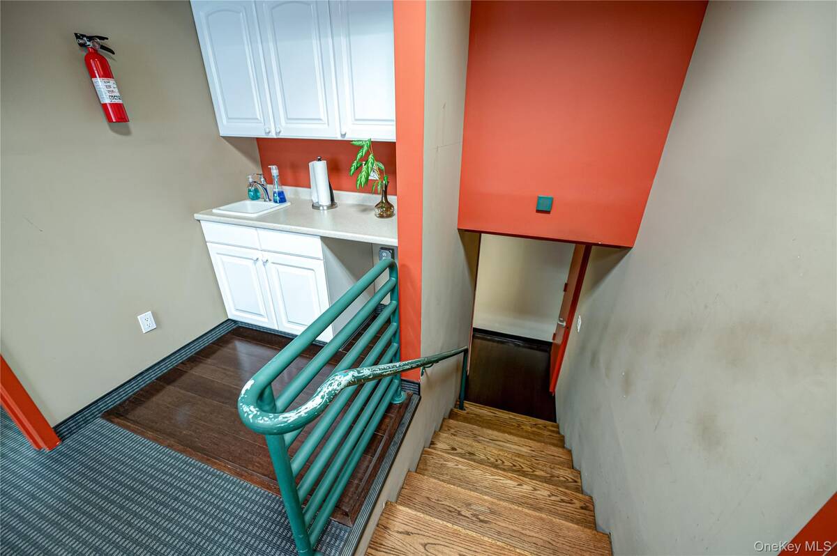 #41 photo, 159 Broadway, Amityville , NY 11701