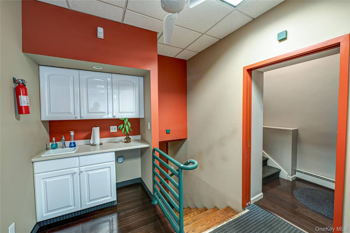 #44 photo, 159 Broadway, Amityville , NY 11701