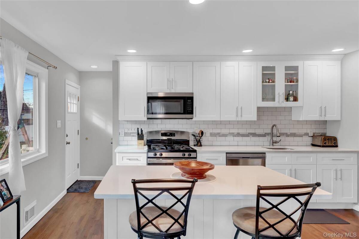 #10 photo, 7 Winston Road, Centereach , NY 11720