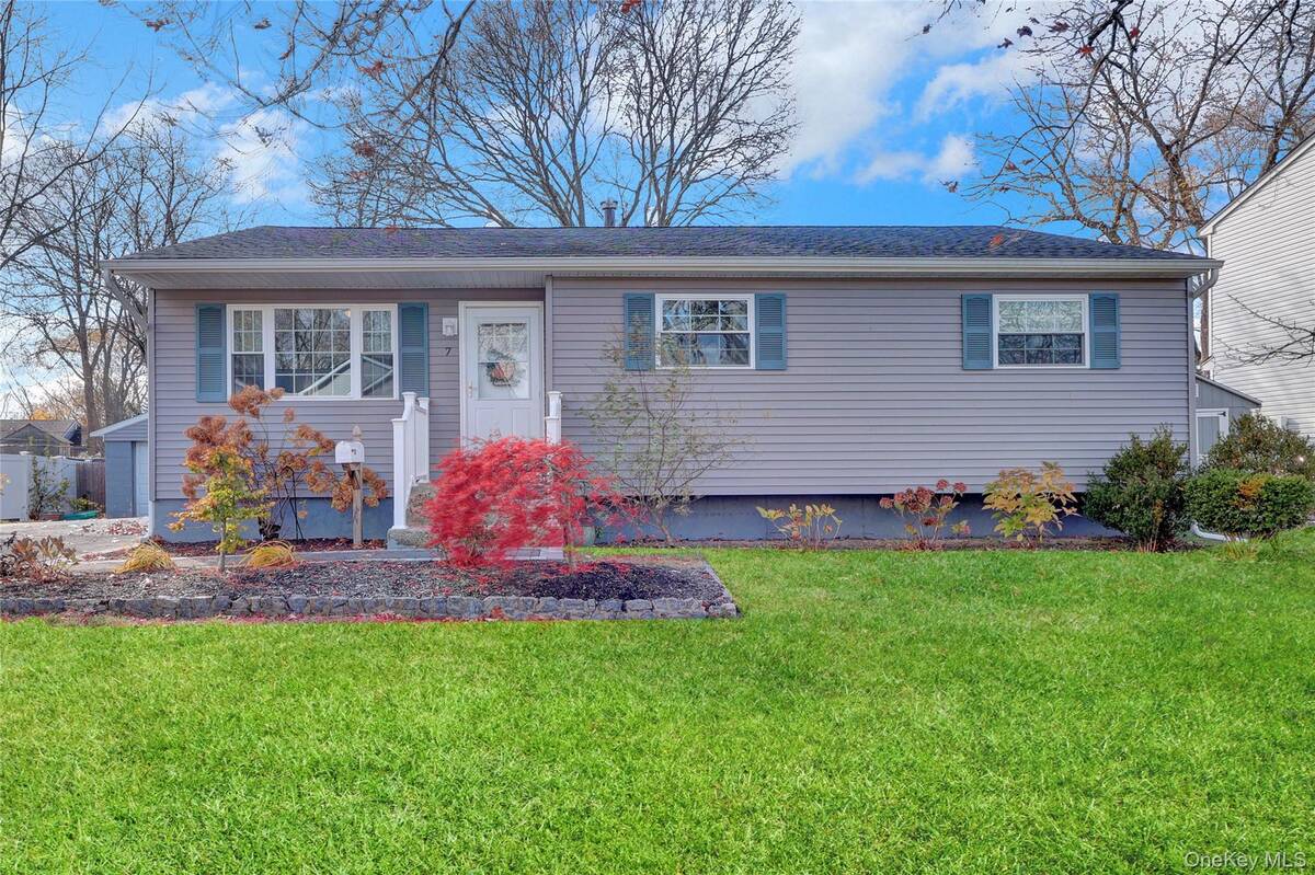 #2 photo, 7 Winston Road, Centereach , NY 11720