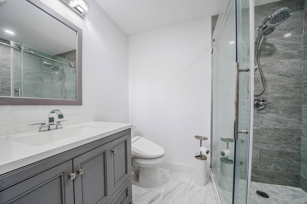 #17 photo, 122 4th Street, Saint James , NY 11780