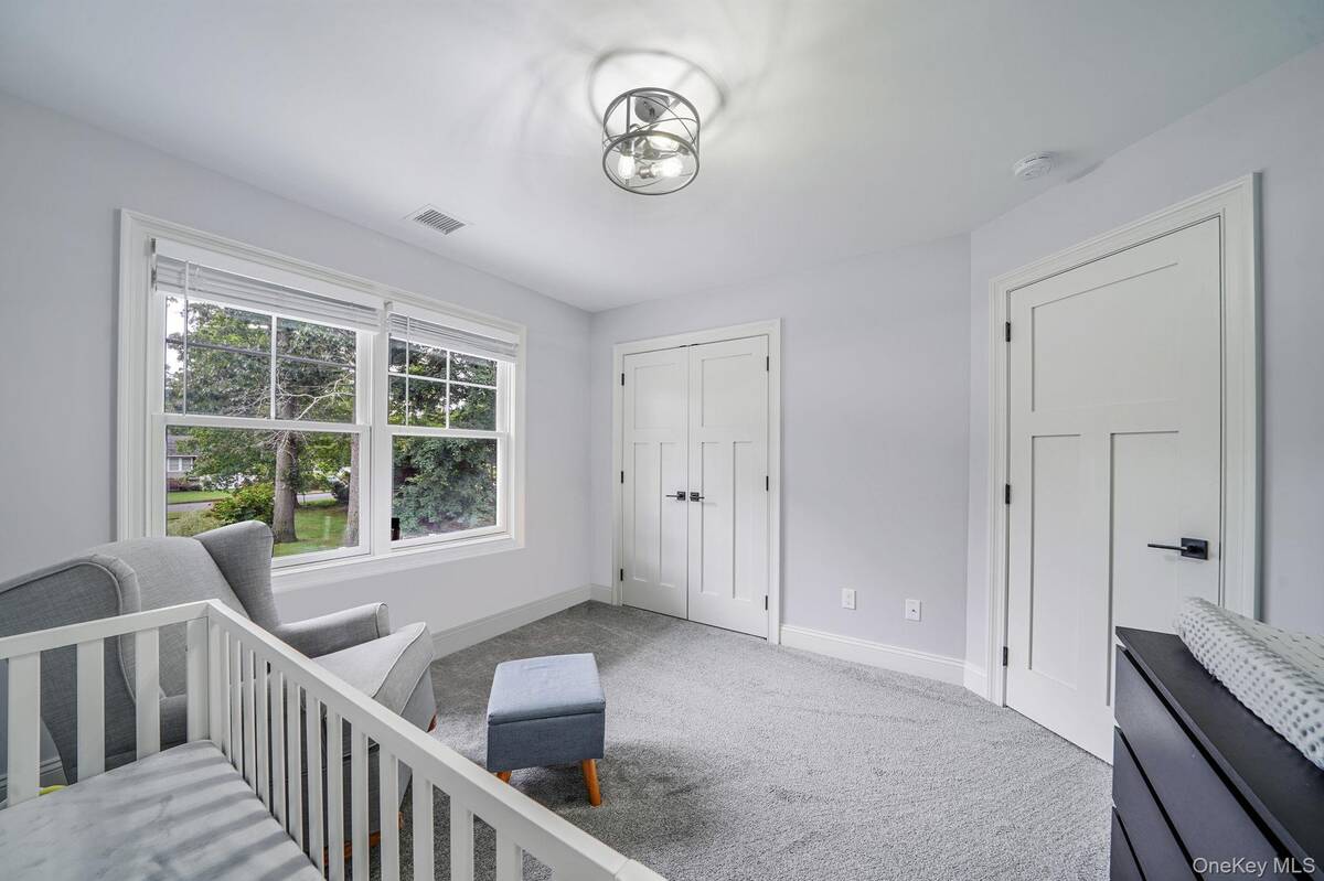 #20 photo, 122 4th Street, Saint James , NY 11780