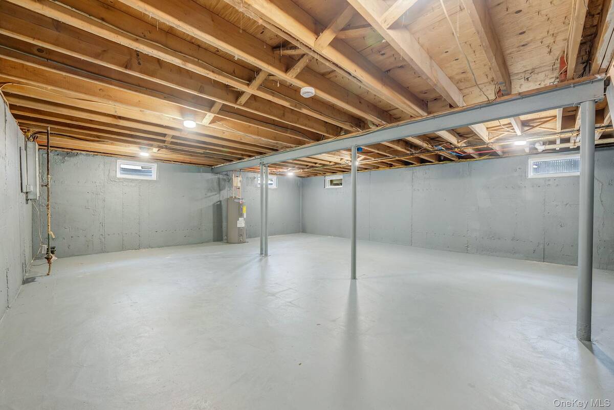 #23 photo, 56 Camille Lane, サフォーク郡 East Patchogue , NY 11772