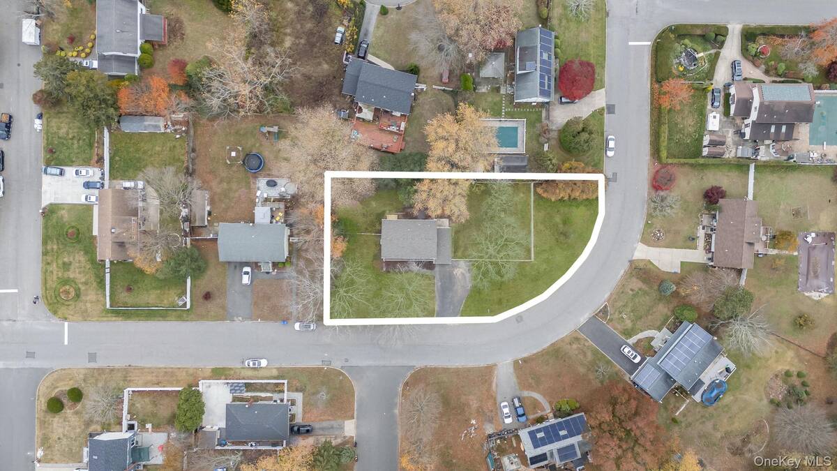 #31 photo, 56 Camille Lane, サフォーク郡 East Patchogue , NY 11772