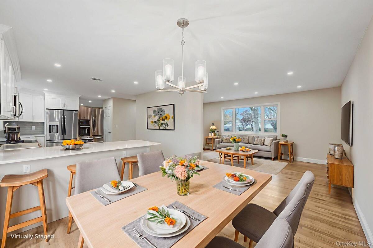 #5 photo, 56 Camille Lane, サフォーク郡 East Patchogue , NY 11772