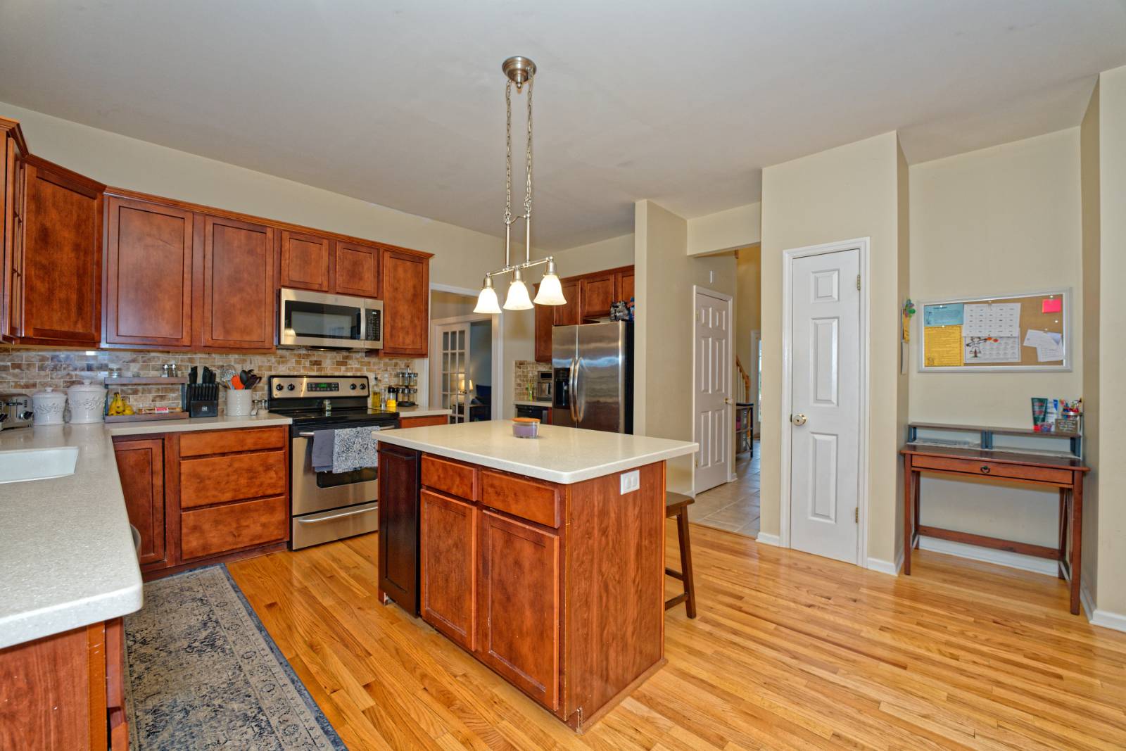 #15 photo, 8 Jordan Ln, Glenville , NY 12302