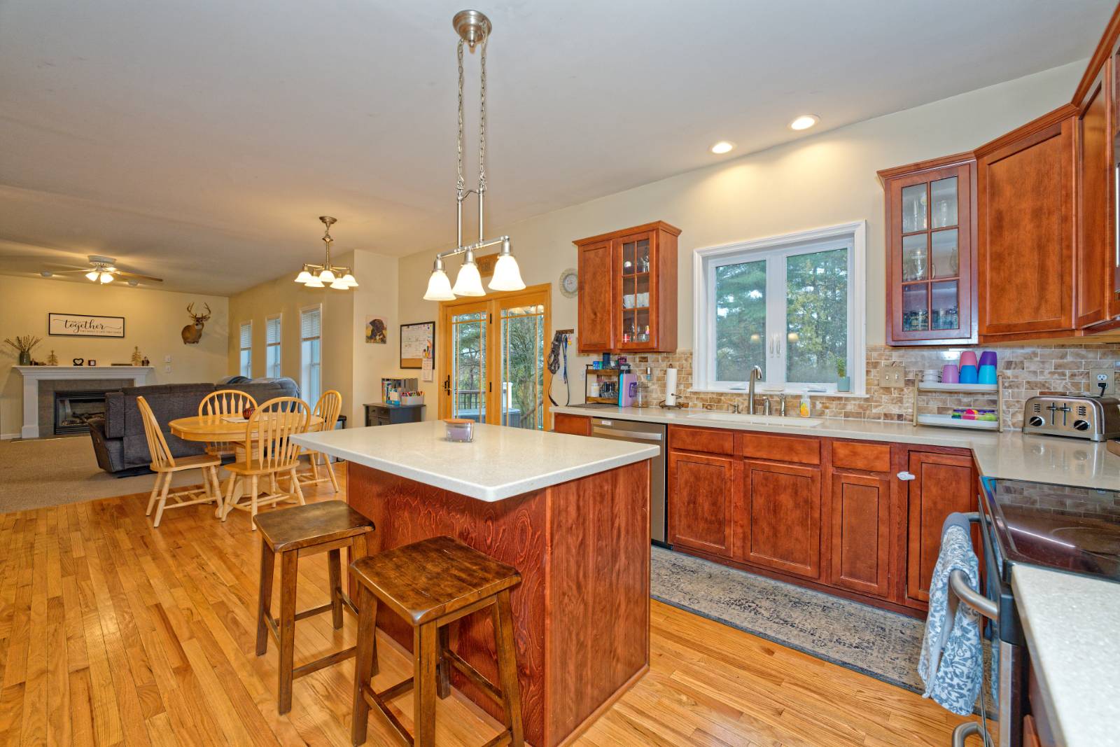 #17 photo, 8 Jordan Ln, Glenville , NY 12302