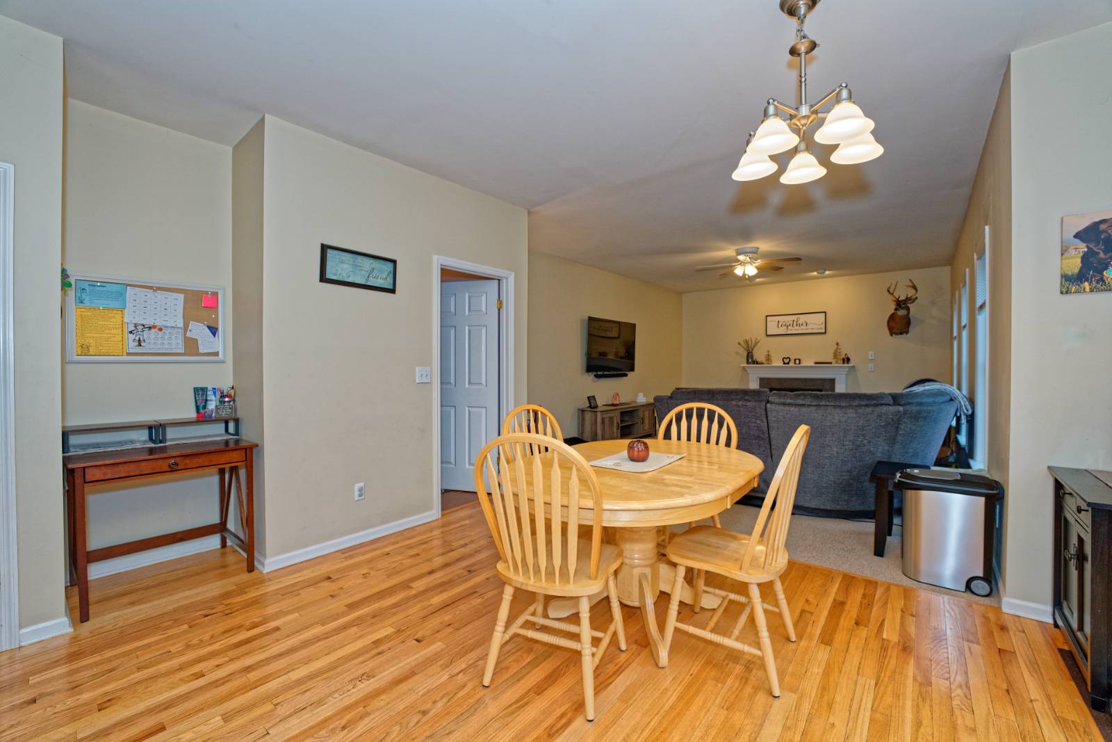 #22 photo, 8 Jordan Ln, Glenville , NY 12302