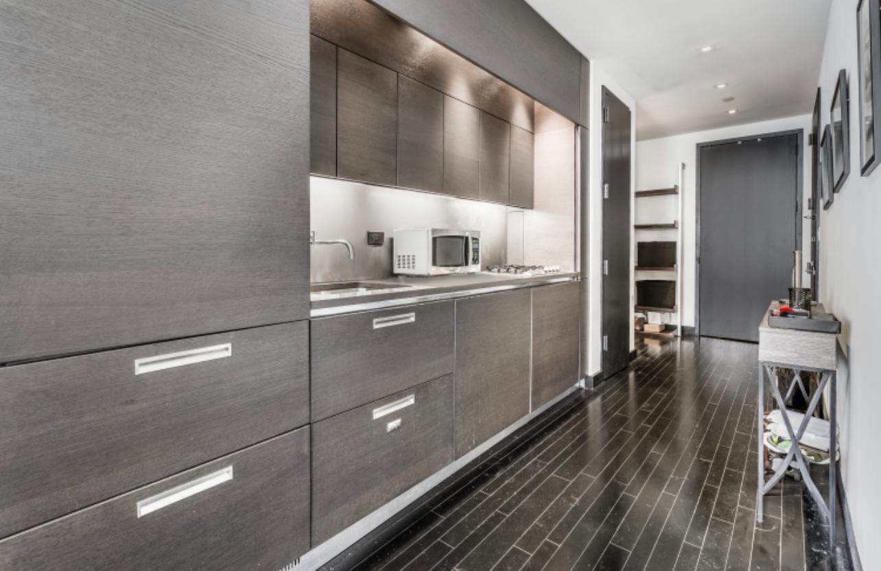 #8 photo, 20 Pine Street, Financial District , NY 10005