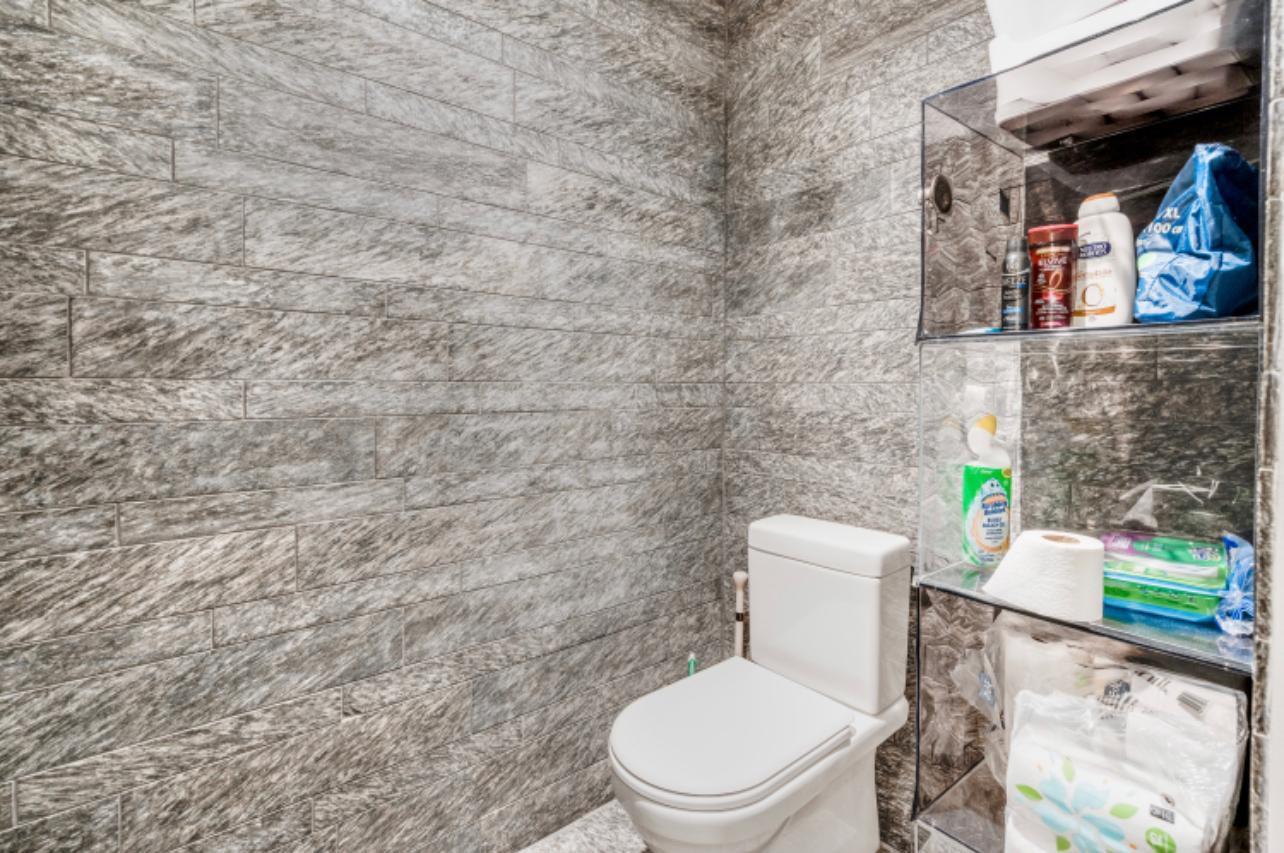 #9 photo, 20 Pine Street, Financial District , NY 10005