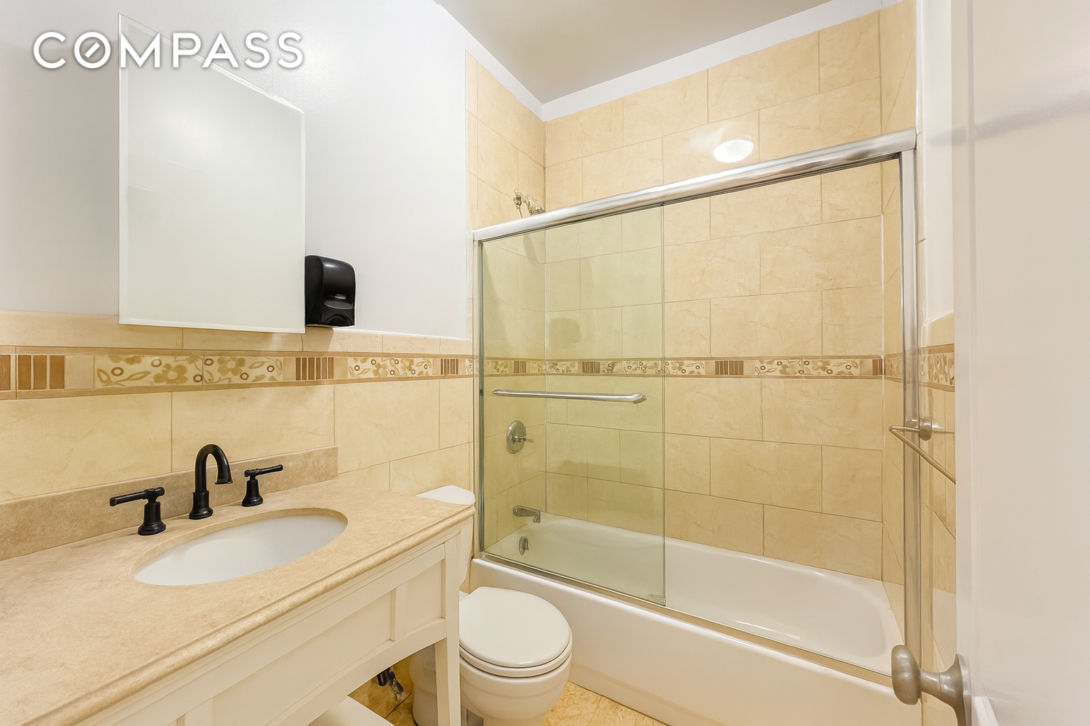 #8 photo, Astoria, Astoria , NY 11103