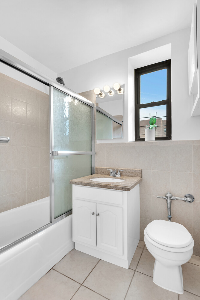 #9 photo, 1855 E 12TH Street, Homecrest , NY 11229