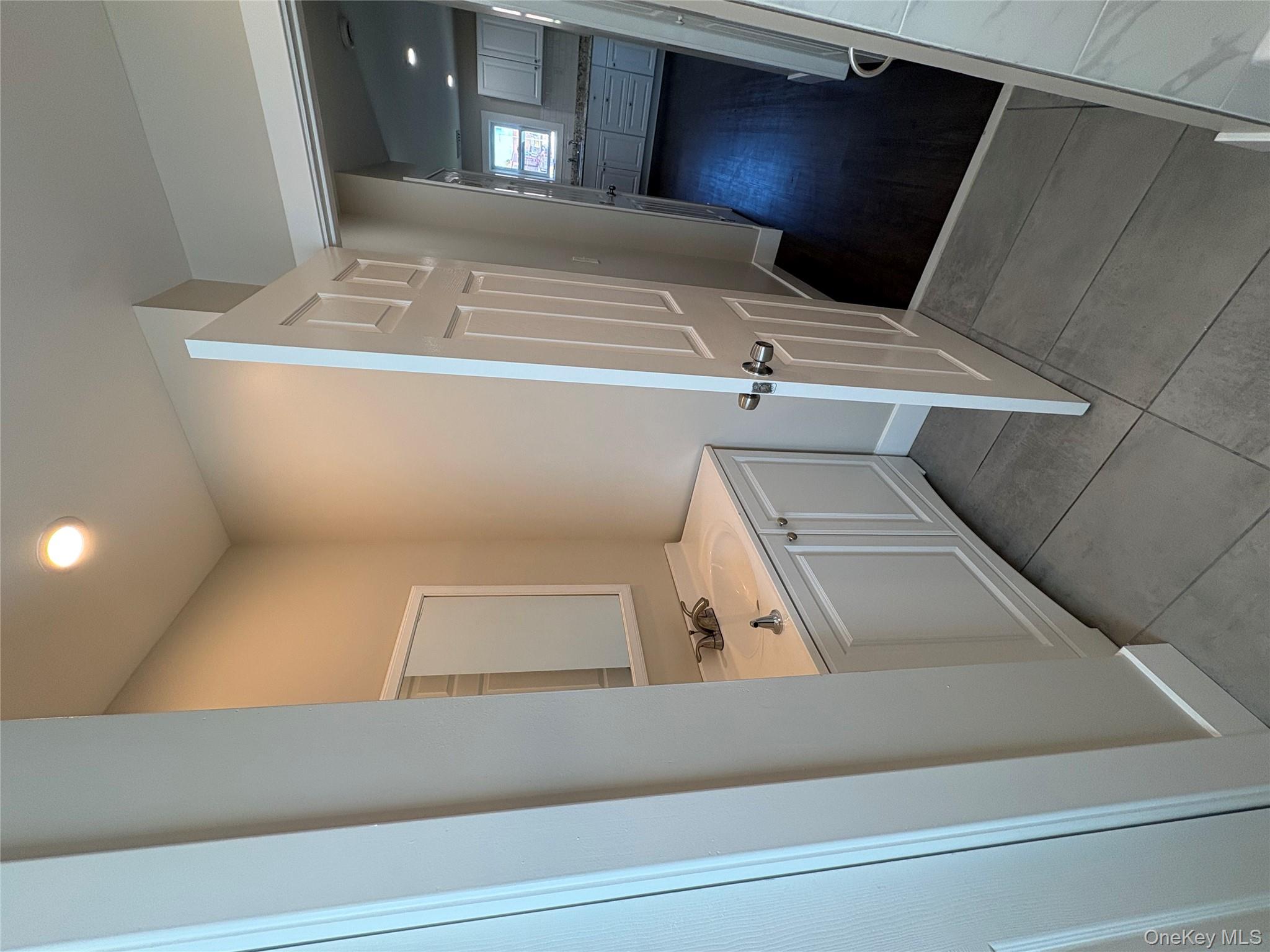 #3 photo, 579 Main st, Poughkeepsie , NY 12601