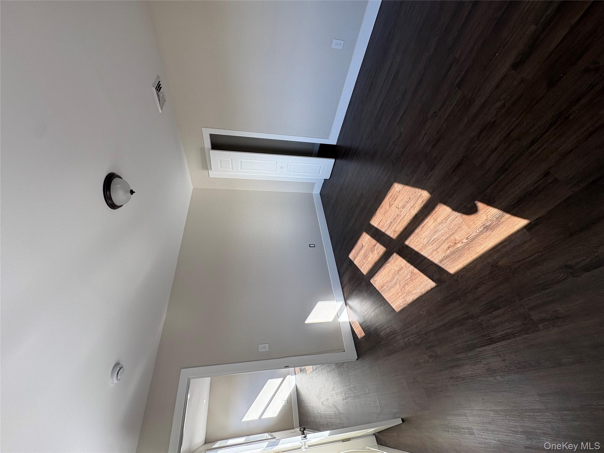 #7 photo, 579 Main st, Poughkeepsie , NY 12601