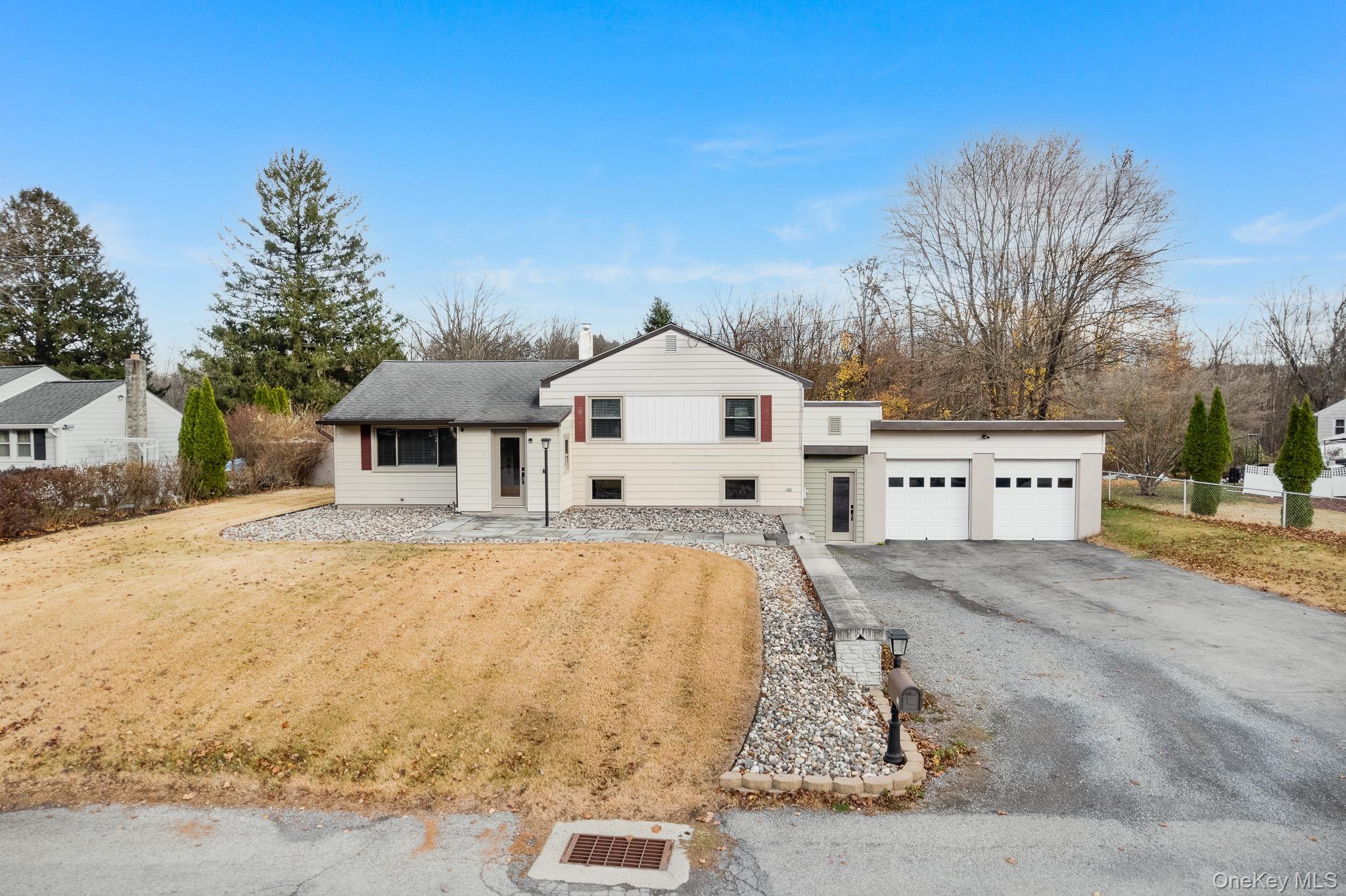 #1 photo, 15 Franklin Road, Hyde Park , NY 12538